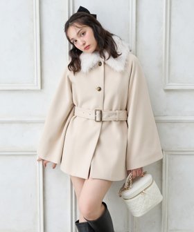【イング/INGNI】のファー取り外しケープコート 人気、トレンドファッション・服の通販 founy(ファニー) ファッション Fashion レディースファッション Fashion for Women アウター Coat / Outerwear Collection コート・ロングコート・ピーコート Long Coats, Peacoats & More クラシカル Classical, Vintage-Inspired ショート Short, Short Length スクエア Square, Square Shape スマホ Smartphone, Mobile Device スリット Slit, Slit Detail フレア Flare, Flared フロント Front, Front Design ボトム Bottoms, Lower Wear ポケット Pocket, Pocket Detail 防寒 Cold Protection, Winter-Ready ミニスカート Mini Skirt, Short Skirt 冬 Winter / This Winter |ID:prp329100004742636