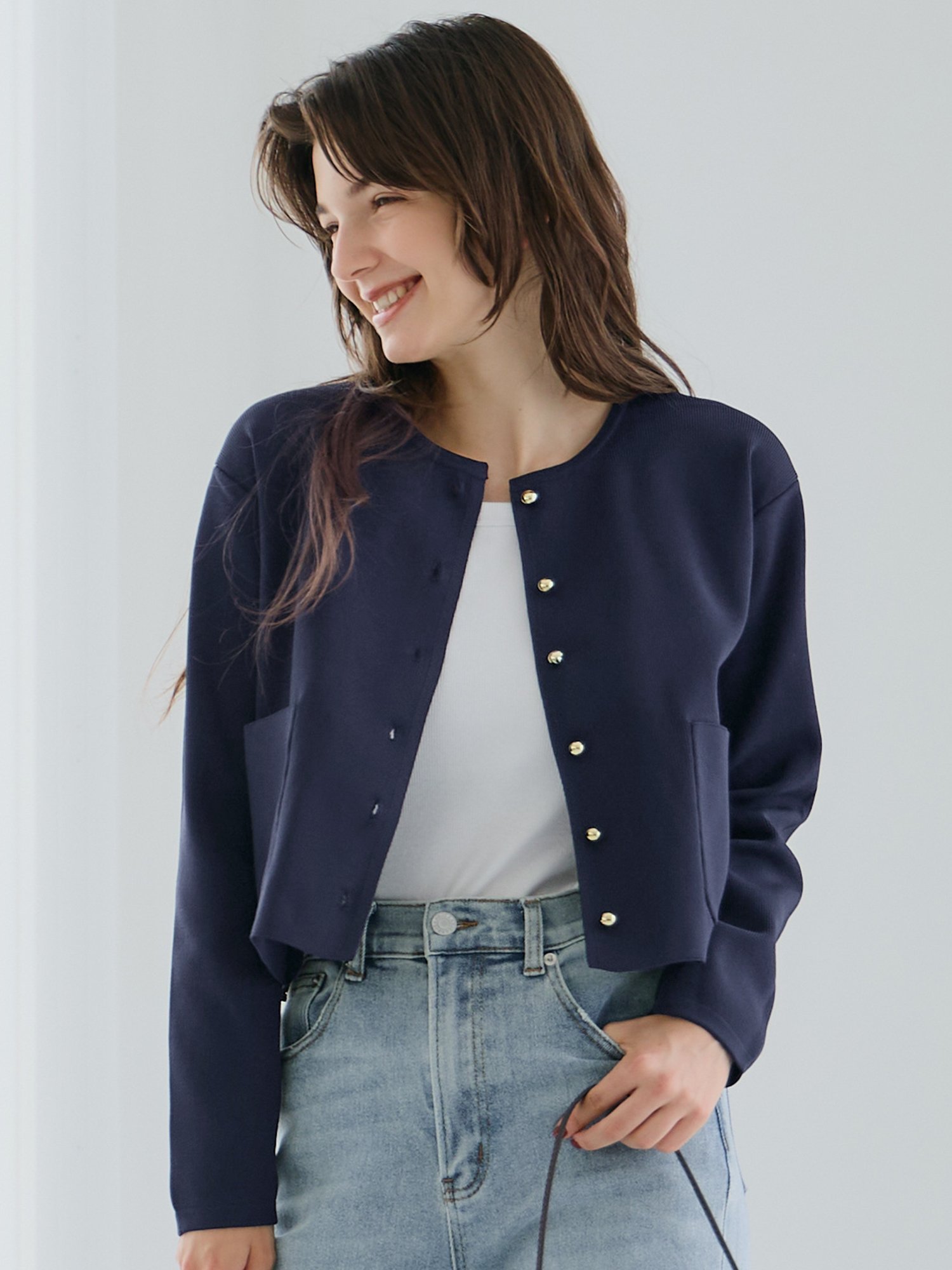 【コカ/COCA】のゴールドボタンクルーネックニットカーディガン インテリア・キッズ・メンズ・レディースファッション・服の通販 founy(ファニー) 　ファッション　Fashion　レディースファッション　Fashion for Women　トップス・カットソー　Cut & Sew Tops　ニット　Knit Tops & Sweaters　カーディガン・羽織り　Layered Style Cardigans　カーディガン　Cardigan, Knitwear　クラシカル　Classical, Vintage-Inspired　シューズ　Shoes, Footwear　シンプル　Simple, Minimal　ジャケット　Jacket, Outerwear　ストレッチ　Stretch, Stretchy Fabric　デニム　Denim, Jeans Material　長袖　Long Sleeve, Full Sleeve　フラット　Flat, Flat Shoes　ポケット　Pocket, Pocket Detail　無地　Plain, Solid Color　リブニット　Rib Knit, Ribbed Knit　エレガント 上品　Elegant　2025年　2025　2025-2026秋冬・A/W　Autumn/Winter 2025–26 AW25–26　Navy|ID: prp329100004742640 ipo3291000000034271732