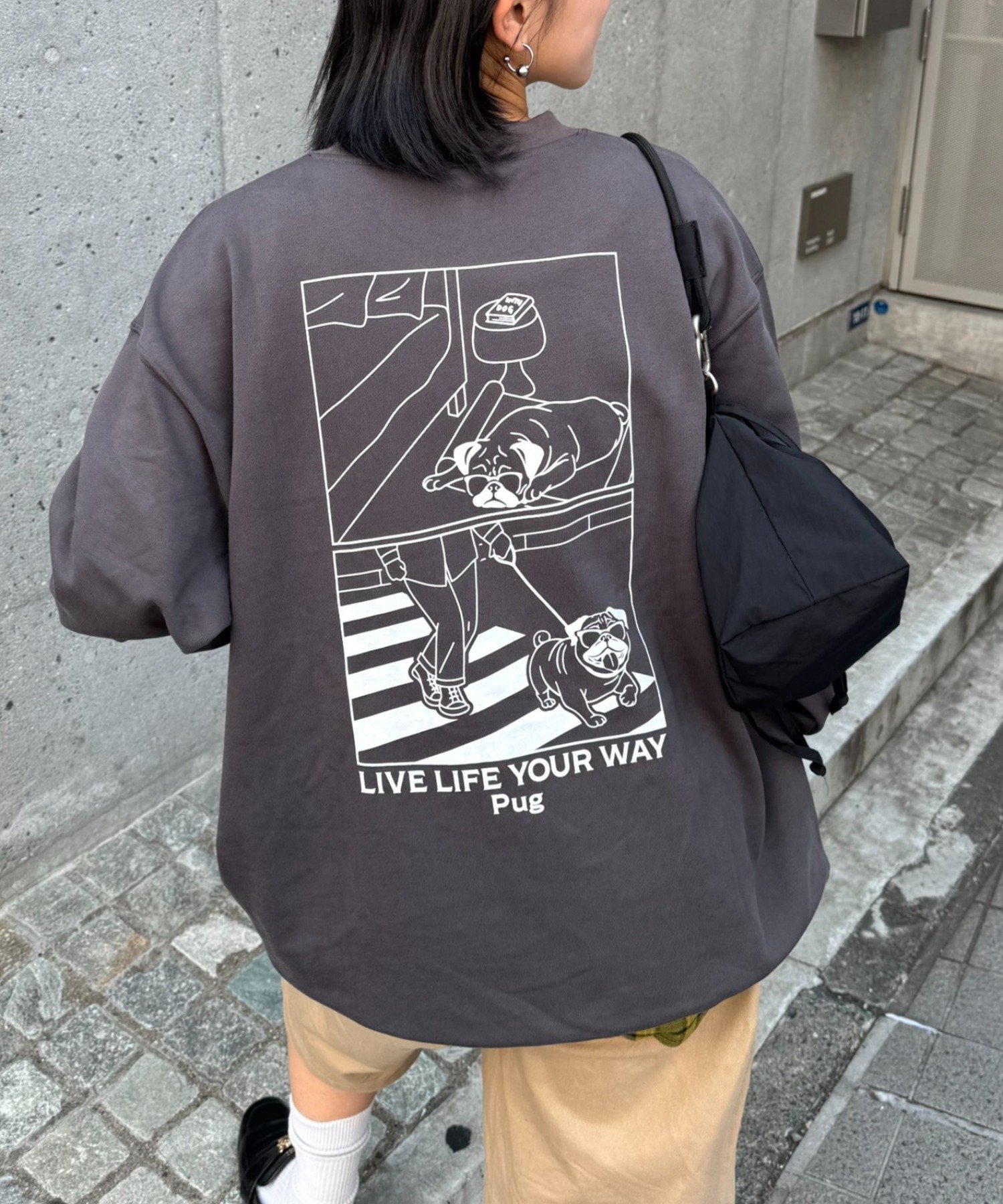 【チャオパニックティピー/CIAOPANIC TYPY】の【ユニセックス】DOGS刺繍ロゴプリントスウェット インテリア・キッズ・メンズ・レディースファッション・服の通販 founy(ファニー) ファッション Fashion レディースファッション Fashion for Women トップス・カットソー Cut & Sew Tops レディースパーカー・カジュアルフーディー Casual Hoodies & Sweatshirts スウェット・クルーネックトップス Sweatshirts & Crewnecks / Relaxed Fit Sweat Tops イラスト Illustration サングラス Sunglasses, Shades シンプル Simple, Minimal スウェット / スエット Sweatshirt, Sweatwear スラックス Slacks, Dress Pants デニム Denim, Jeans Material 人気 Popular, Best Seller プリント Print, Printed Pattern ベーシック Basic, Essential ルーズ Loose, Oversized ロング Long, Long-Length 冬 Winter / This Winter おすすめ Recommended / Our Picks 犬 Dog チャコールグレー|ID: prp329100004742669 ipo3291000000034479122