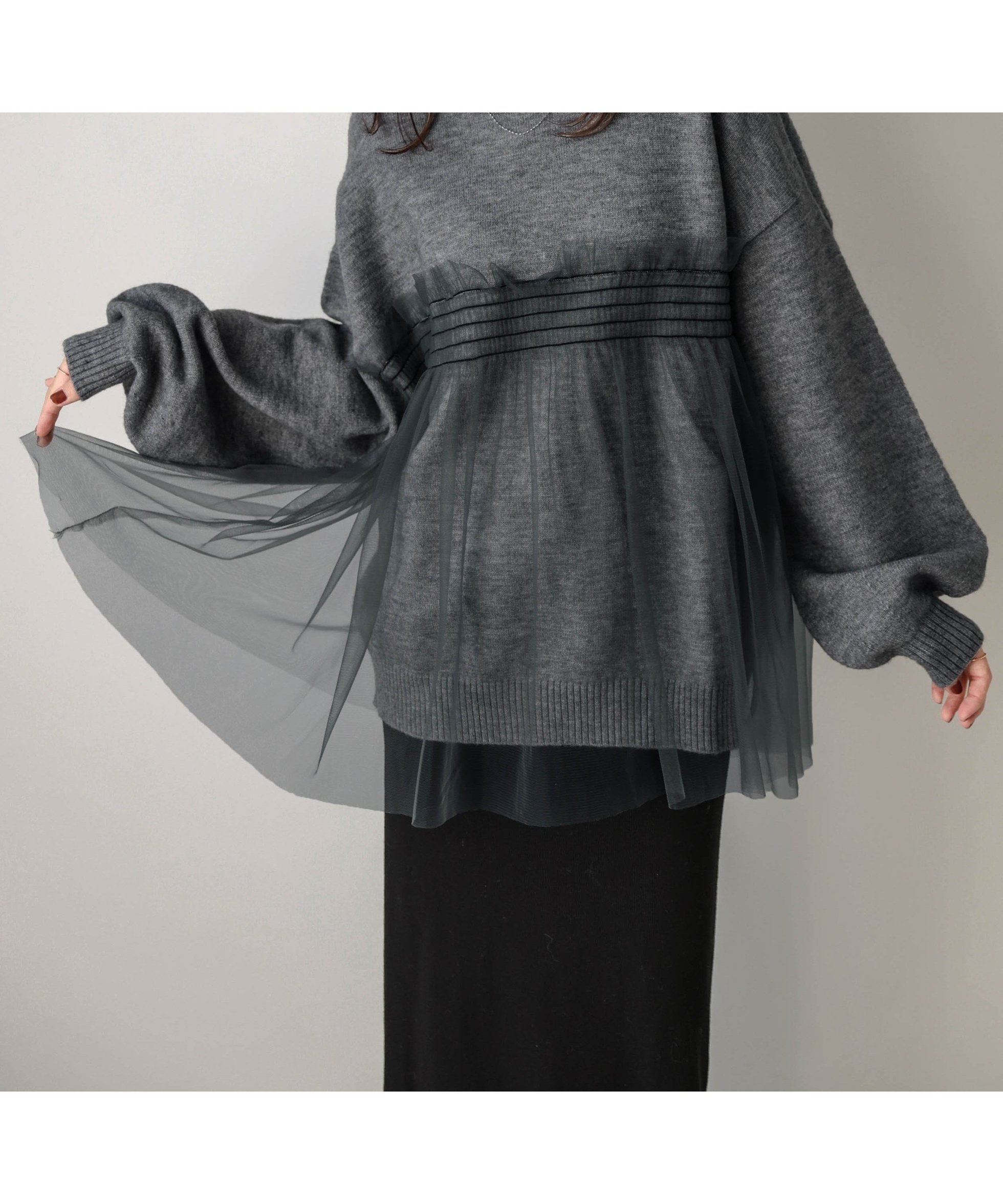 【ラジュール/Lajour】のチュールドッキングニットトップス インテリア・キッズ・メンズ・レディースファッション・服の通販 founy(ファニー) 　ファッション　Fashion　レディースファッション　Fashion for Women　トップス・カットソー　Cut & Sew Tops　ニット　Knit Tops & Sweaters　アクリル　Acrylic Material　ショルダー　Shoulder, Shoulder Strap　チュール　Tulip, Tulip Motif　ドッキング　Docking, Mixed Material　ドロップ　Drop Shoulder, Dropped Style　ビスチェ　Bustier, Corset Top　フェミニン　Feminine, Girly　エレガント 上品　Elegant　グレー|ID: prp329100004742674 ipo3291000000034272089