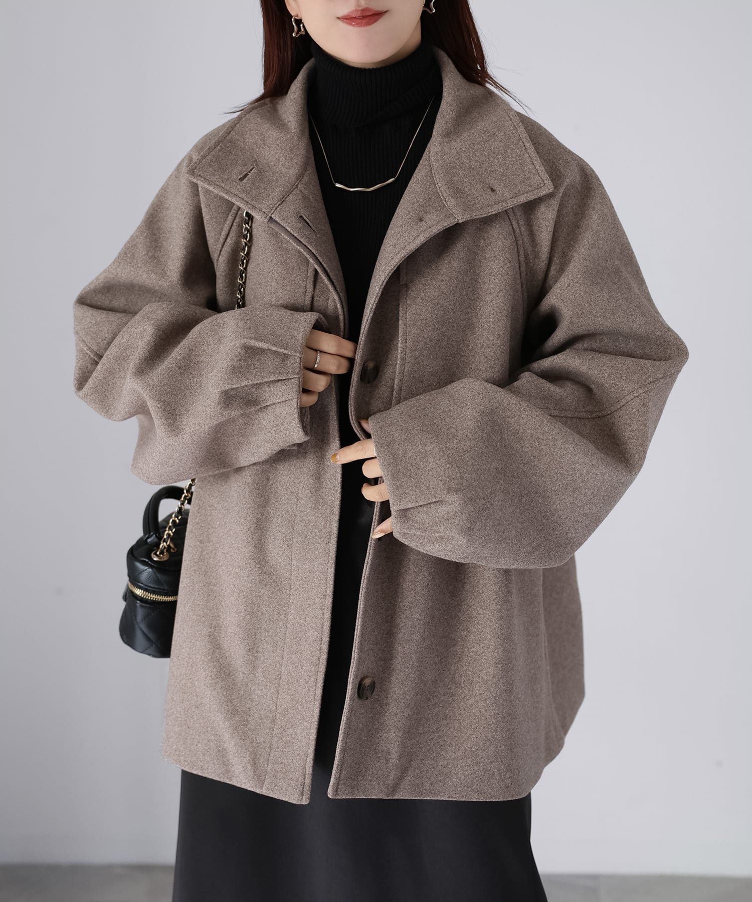 【リベリー/Riberry】のスタンドカラーフラップミドルコート【楽天限定】 インテリア・キッズ・メンズ・レディースファッション・服の通販 founy(ファニー) 　ファッション　Fashion　レディースファッション　Fashion for Women　アウター　Coat / Outerwear Collection　コート・ロングコート・ピーコート　Long Coats, Peacoats & More　ギャザー　Gathered, Ruffled　軽量　Lightweight, Ultra Light　ショート　Short, Short Length　シンプル　Simple, Minimal　スウェット / スエット　Sweatshirt, Sweatwear　スタンド　Stand Collar, Upright Stand　スニーカー　Sneakers, Trainers　スリーブ　Sleeve, Long Sleeve / Short Sleeve　センター　Center, Center Line　デニム　Denim, Jeans Material　トレンド　Trend, Trending Now　定番　Standard, Basic Item　バランス　Balance, Style Balance　パーカー　Hoodie, Parka　フラップ　Flap, Flap Pocket　フロント　Front, Front Design　ポケット　Pocket, Pocket Detail　防寒　Cold Protection, Winter-Ready　マフラー　Scarf, Muffler　ミドル　Middle Length, Mid Height　リラックス　Relax, Relaxed Fit　ロング　Long, Long-Length　冬　Winter / This Winter　再入荷　Restock / Back in Stock　おすすめ　Recommended / Our Picks　エレガント 上品　Elegant　杢ブラウン|ID: prp329100004742676 ipo3291000000034642120