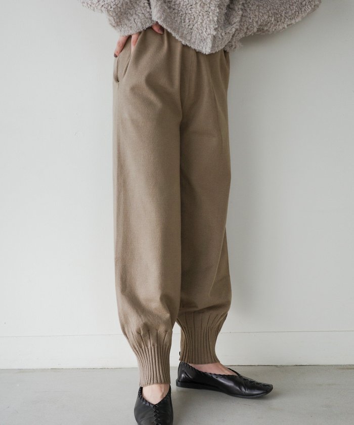 【セレクトモカ/SELECT MOCA】の【人気インフルエンサーコラボbySON】裾リブニットバルーンパンツ インテリア・キッズ・メンズ・レディースファッション・服の通販 founy(ファニー) https://founy.com/ ファッション Fashion レディースファッション Fashion for Women パンツ Pants & Trousers おすすめ Recommended / Our Picks シンプル Simple, Minimal ジャケット Jacket, Outerwear 人気 Popular, Best Seller 切替 Switching, Contrast Panel 楽ちん Easy Fit, Comfortable |ID: prp329100004742738 ipo3291000000034568523