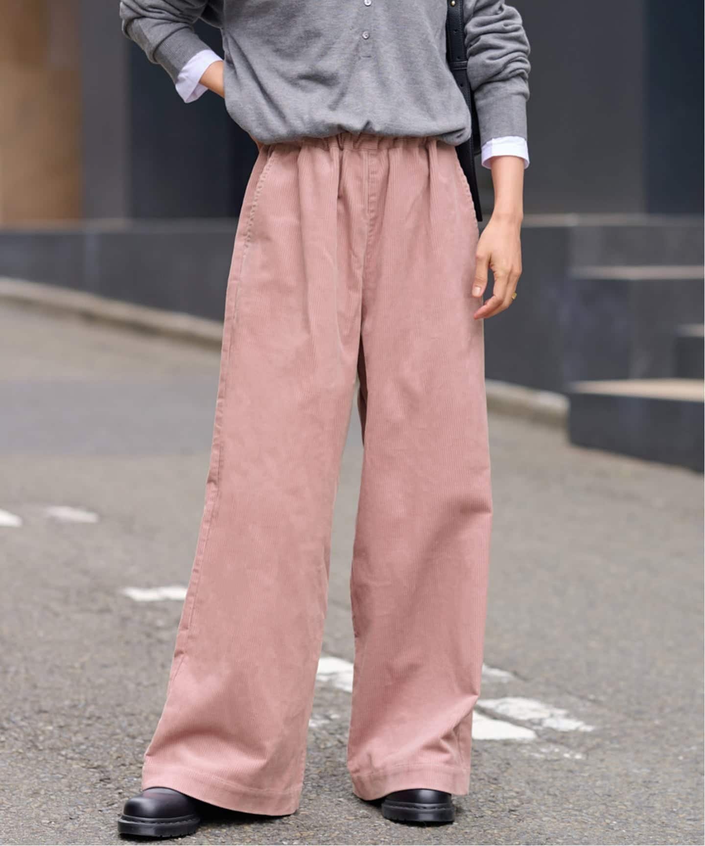 【ジャーナルスタンダード レリューム/JOURNAL STANDARD relume】の《追加》 25AW新作 コットンコーデュロイイージーワイド インテリア・キッズ・メンズ・レディースファッション・服の通販 founy(ファニー) 　ファッション　Fashion　レディースファッション　Fashion for Women　2025年　2025　2025-2026秋冬・A/W　Autumn/Winter 2025–26 AW25–26　コーデュロイ　Corduroy, Cord Fabric　ドローコード　Drawcord, Drawstring Cord　リラックス　Relax, Relaxed Fit　ワイド　Wide, Wide Fit　ピンク|ID: prp329100004742750 ipo3291000000034577175