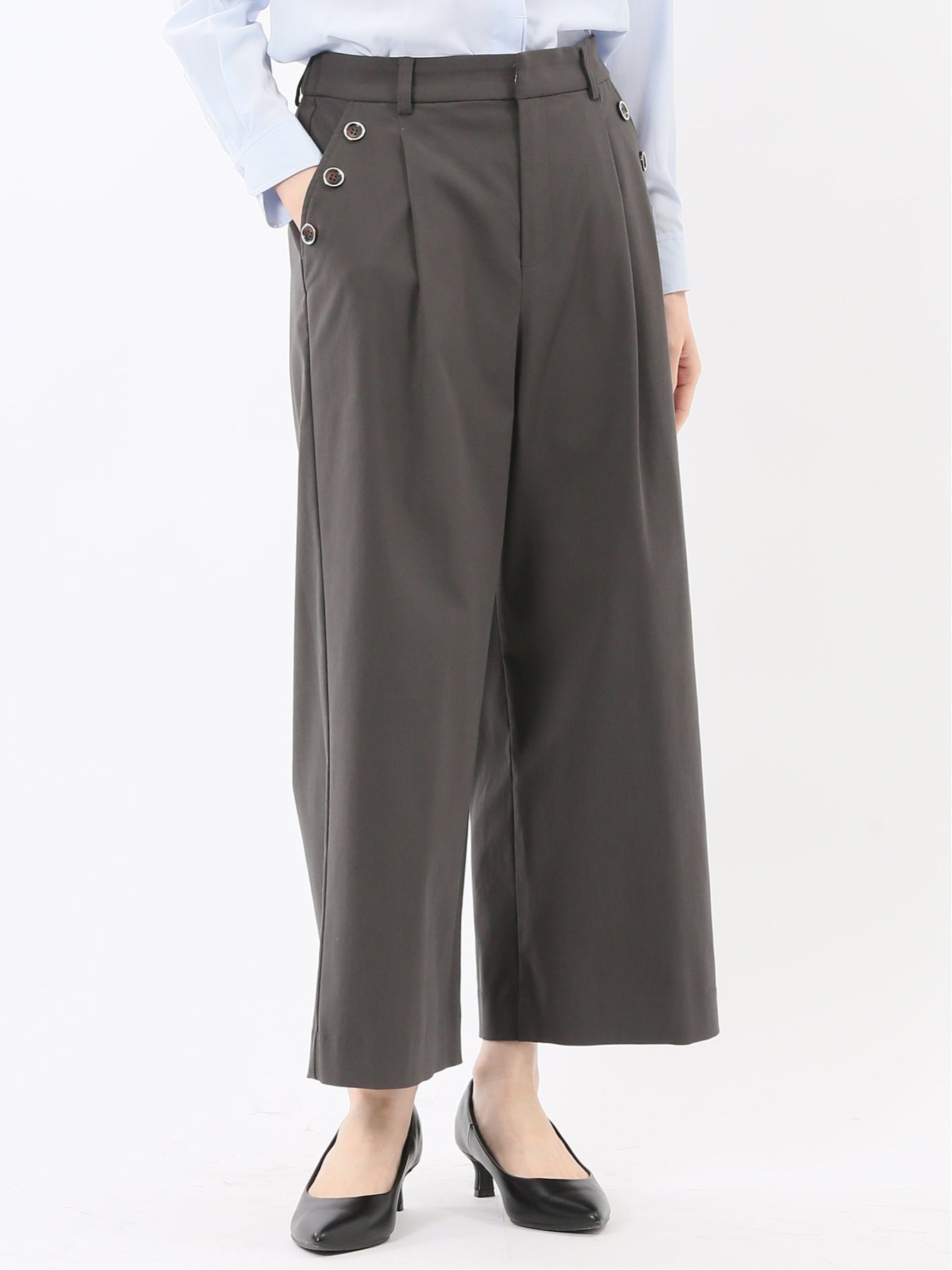 【タカキュー/TAKA-Q】のストレッチ ボタン付き ワンタック ワイドパンツ インテリア・キッズ・メンズ・レディースファッション・服の通販 founy(ファニー) 　ファッション　Fashion　レディースファッション　Fashion for Women　パンツ　Pants & Trousers　ウォッシャブル　Machine Washable　エレガント 上品　Elegant　春　Spring　秋　Autumn　クロップド　Cropped, Short Length　シャーリング　Shirring, Ruched　ジャケット　Jacket, Outerwear　ストレッチ　Stretch, Stretchy Fabric　セットアップ　Set-Up, Coordinated Outfit　バランス　Balance, Style Balance　フィット　Fit, Slim Fit　フロント　Front, Front Design　ポケット　Pocket, Pocket Detail　リブニット　Rib Knit, Ribbed Knit　ワイド　Wide, Wide Fit　冬　Winter / This Winter　A/W・秋冬　Autumn/Winter　S/S・春夏　SS, Spring/Summer, Warm Season　おすすめ　Recommended / Our Picks　夏　Summer　セレモニー　Ceremony　入学式　Entrance Ceremony　卒業式　Graduation Ceremony　ビジネス 仕事 通勤　Business / Work / Commuting　結婚式　Wedding　06グレー|ID: prp329100004742754 ipo3291000000034272539