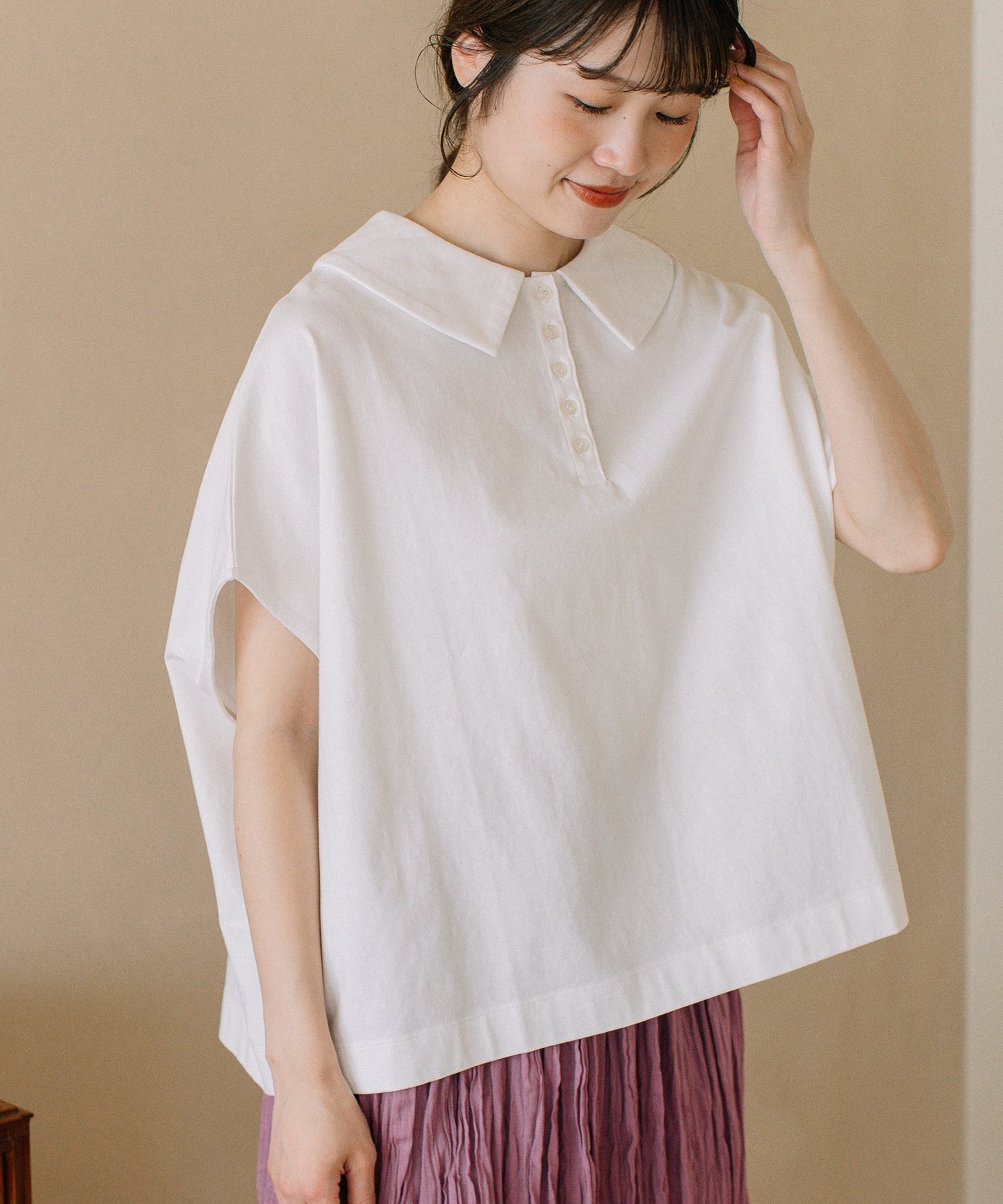 【プードゥドゥ/POU DOU DOU】の並びボタン衿付きトップス インテリア・キッズ・メンズ・レディースファッション・服の通販 founy(ファニー) 　ファッション　Fashion　レディースファッション　Fashion for Women　トップス・カットソー　Cut & Sew Tops　おすすめ　Recommended / Our Picks　スマート　Smart, Elegant　ポロシャツ　Polo Shirt, Collared Tee　リラックス　Relax, Relaxed Fit　オフホワイト|ID: prp329100004742778 ipo3291000000034272818