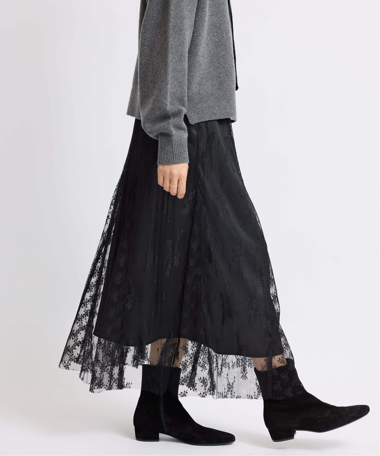 【イエナ/IENA】の《追加 》トリミングレーススカート 人気、トレンドファッション・服の通販 founy(ファニー) 　ファッション　Fashion　レディースファッション　Fashion for Women　スカート　Skirts　2025年　2025　2025-2026秋冬・A/W　Autumn/Winter 2025–26 AW25–26　プリーツ　Pleats, Pleated　ペチコート　Petticoat, Underskirt　レース　Lace, Lace Fabric　 other-1|ID: prp329100004742813 ipo3291000000034273024