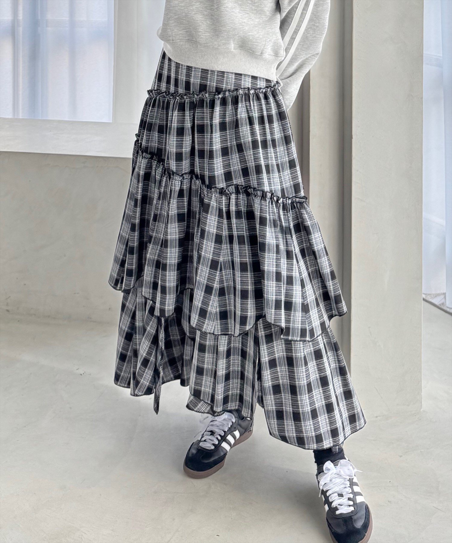 【クリア/clear】の無地 柄ランダムティアードロングスカート インテリア・キッズ・メンズ・レディースファッション・服の通販 founy(ファニー) 　ファッション　Fashion　レディースファッション　Fashion for Women　スカート　Skirts　ロングスカート　Long Skirts / Maxi & Midi Skirts　コーデュロイ　Corduroy, Cord Fabric　ショート　Short, Short Length　スウェット / スエット　Sweatshirt, Sweatwear　チェック　Check, Plaid, Tartan　ティアードスカート　Tiered Skirt, Flounced Skirt　無地　Plain, Solid Color　A/W・秋冬　Autumn/Winter　BKCH|ID: prp329100004742847 ipo3291000000034273222