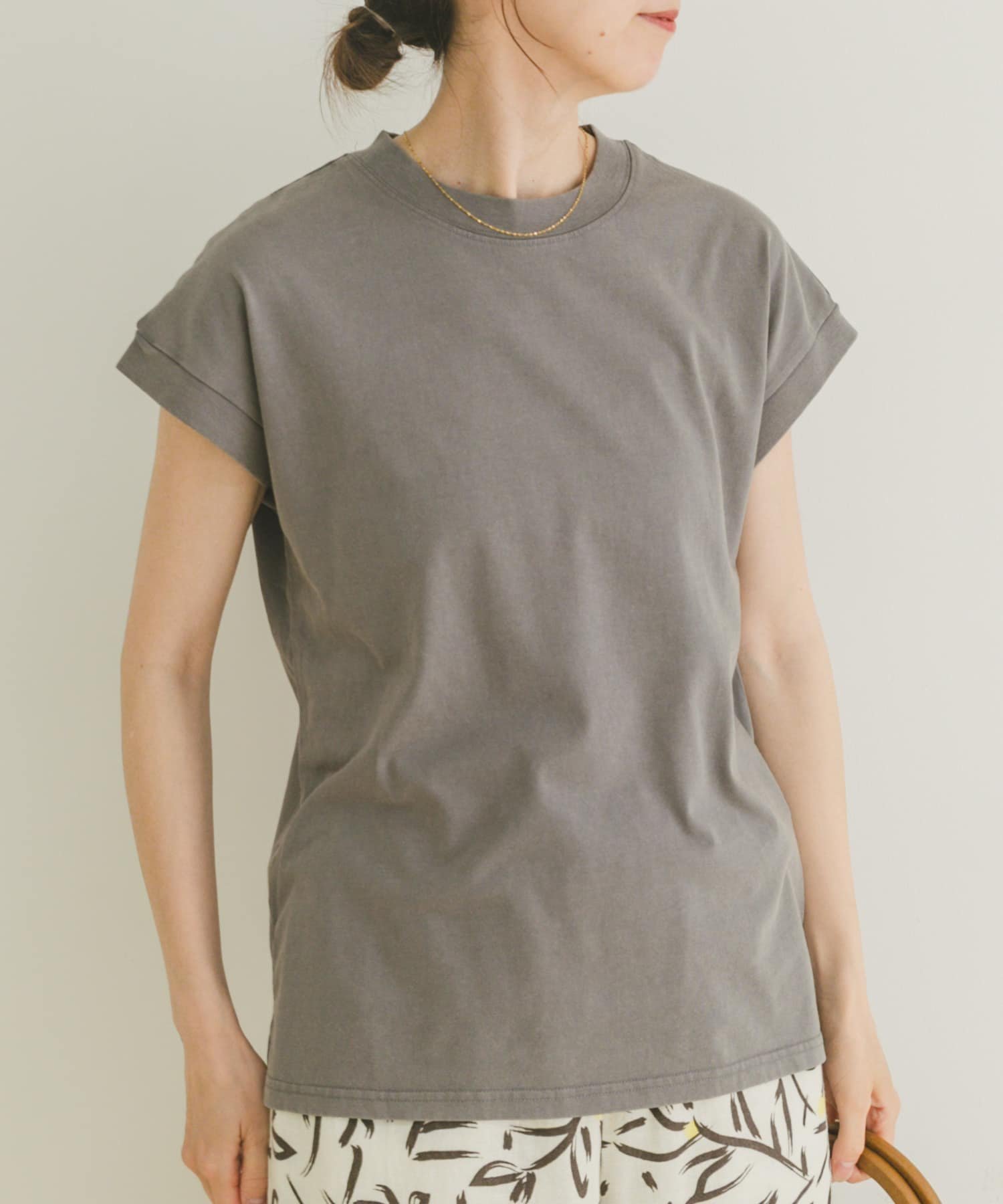 【アイテムズアーバンリサーチ/ITEMS URBAN RESEARCH】のピグメントフレンチTシャツ インテリア・キッズ・メンズ・レディースファッション・服の通販 founy(ファニー) 　ファッション　Fashion　レディースファッション　Fashion for Women　トップス・カットソー　Cut & Sew Tops　シャツ・ブラウス・オフィスカジュアル　Elegant Blouses & Button-Ups　ロングTシャツ・Tシャツ　Longline T-Shirts & Tees　2025年　2025　2025春夏・S/S　Spring/Summer 2025 SS25　シンプル　Simple, Minimal　スリーブ　Sleeve, Long Sleeve / Short Sleeve　デニム　Denim, Jeans Material　フレンチ　French, French Style　ボトム　Bottoms, Lower Wear　夏　Summer　S/S・春夏　SS, Spring/Summer, Warm Season　GRY|ID: prp329100004742988 ipo3291000000034274382