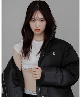 【カルバンクライン/Calvin Klein】の【公式ショップ】 カルバンクライン ジャケット - クラシックダウンパッファジャケット Calvin Klein Jeans 47D587G 人気、トレンドファッション・服の通販 founy(ファニー) ファッション Fashion レディースファッション Fashion for Women アウター Coat / Outerwear Collection レディースジャケット・軽アウター Jackets ジップアップ Zip-Up, Full Zip ジャケット Jacket, Outerwear スタンド Stand Collar, Upright Stand フロント Front, Front Design ミドル Middle Length, Mid Height ワンポイント One Point, Statement Accent |ID:prp329100004743020