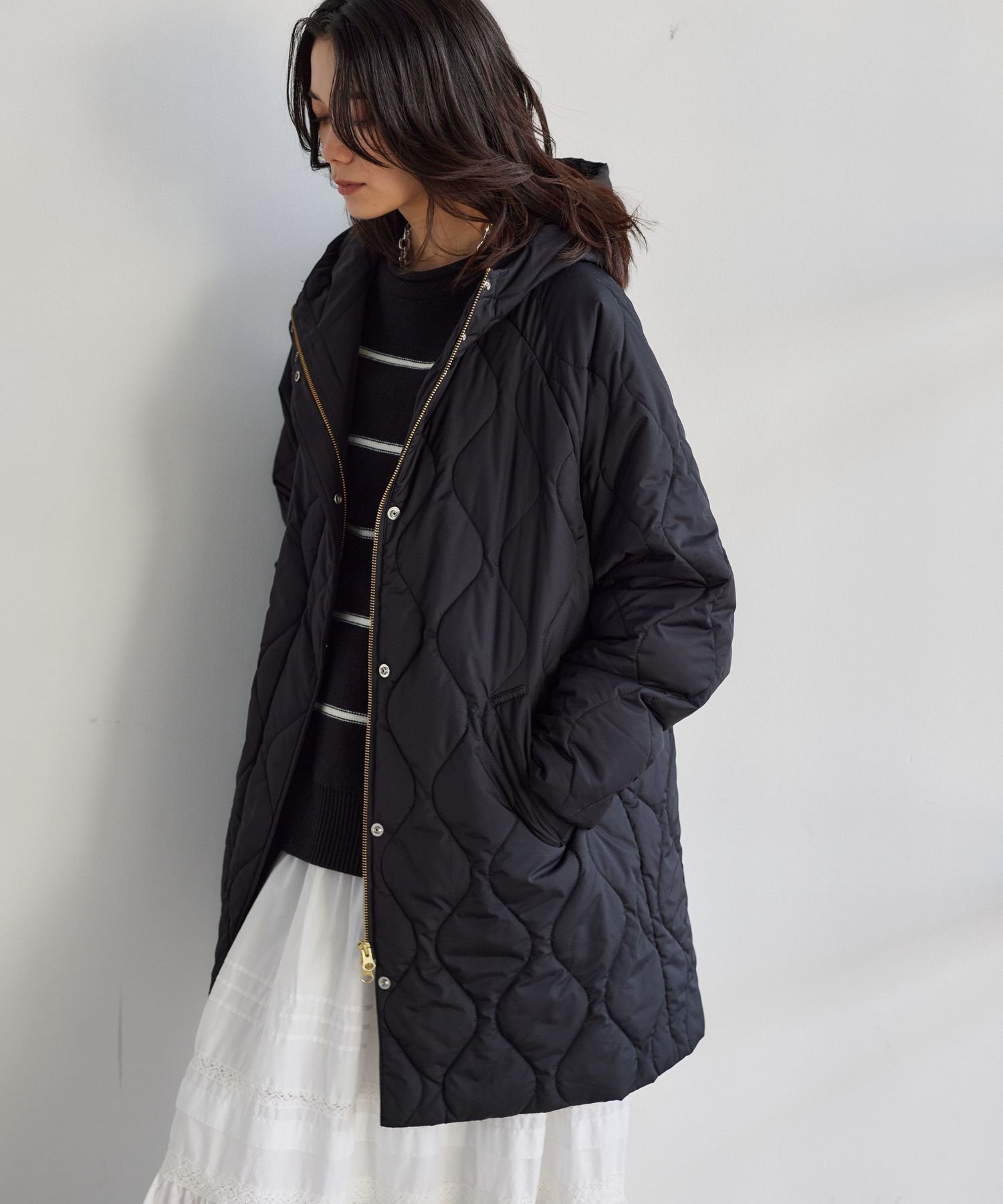 【バンヤードストーム/BARNYARDSTORM】のUNIVERSAL OVERALL別注 / フーディーキルトコート 人気、トレンドファッション・服の通販 founy(ファニー) ファッション Fashion レディースファッション Fashion for Women アウター Coat / Outerwear Collection コート・ロングコート・ピーコート Long Coats, Peacoats & More 軽量 Lightweight, Ultra Light 定番 Standard, Basic Item バランス Balance, Style Balance プリーツ Pleats, Pleated ボックス Boxy, Box Shape 別注 Limited Edition, Custom Order ミドル Middle Length, Mid Height ワーク Workwear, Utility Style other-1|ID: prp329100004743049 ipo3291000000034590853