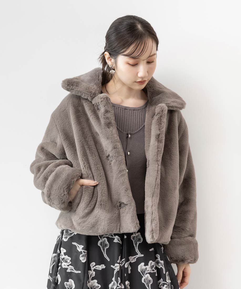 【ランダ/RANDA】の【選べる丈感】ショート丈フェイクファーコート インテリア・キッズ・メンズ・レディースファッション・服の通販 founy(ファニー) 　ファッション　Fashion　レディースファッション　Fashion for Women　アウター　Coat / Outerwear Collection　コート・ロングコート・ピーコート　Long Coats, Peacoats & More　コンパクト　Compact, Small Size　ショート　Short, Short Length　バランス　Balance, Style Balance　フェイクファー　Faux Fur, Imitation Fur　防寒　Cold Protection, Winter-Ready　GREGE|ID: prp329100004743088 ipo3291000000034947391