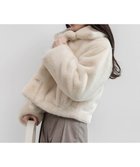 【ランダ/RANDA】の【選べる丈感】ショート丈フェイクファーコート 人気、トレンドファッション・服の通販 founy(ファニー) ファッション Fashion レディースファッション Fashion for Women アウター Coat / Outerwear Collection コート・ロングコート・ピーコート Long Coats, Peacoats & More コンパクト Compact, Small Size ショート Short, Short Length バランス Balance, Style Balance フェイクファー Faux Fur, Imitation Fur 防寒 Cold Protection, Winter-Ready thumbnail IVORY|ID: prp329100004743088 ipo3291000000034947393