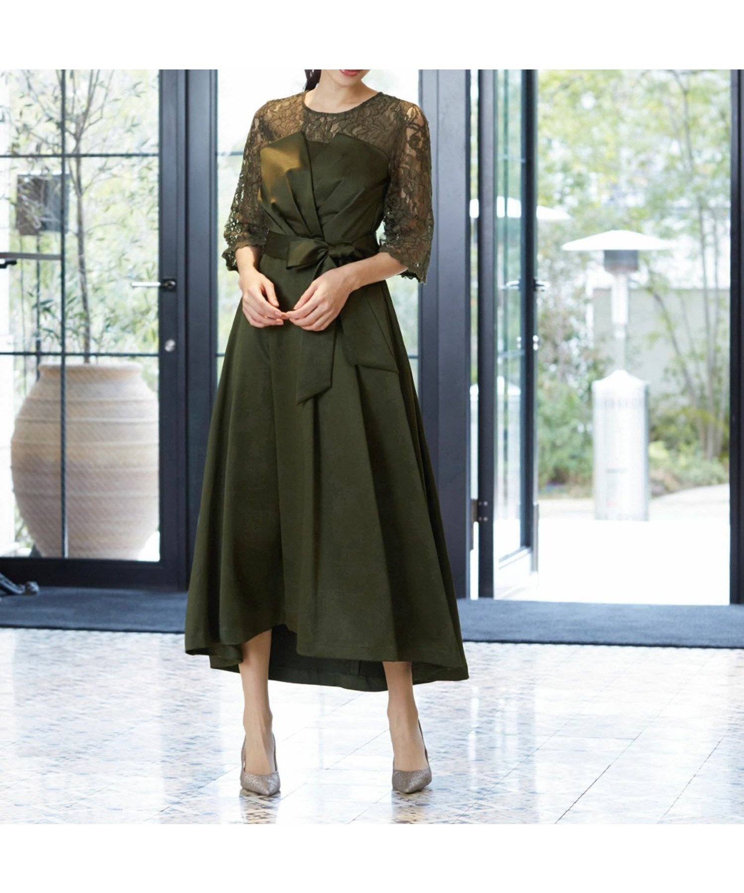 【ガール/GIRL】のレース切替えビスチェ風フレアロング丈 結婚式 ワンピース パーティードレス インテリア・キッズ・メンズ・レディースファッション・服の通販 founy(ファニー) 　ファッション　Fashion　レディースファッション　Fashion for Women　ワンピース　Dresses　フォーマル・パーティードレス・結婚式用ドレス　Elegant & Casual Dresses　エレガント 上品　Elegant　サテン　Satin, Glossy Fabric　ドレス　Dress, One-Piece　パール　Pearl, Pearl Accent　ビスチェ　Bustier, Corset Top　フィット　Fit, Slim Fit　フェミニン　Feminine, Girly　フレア　Flare, Flared　ヨーク　Yoke, Yoke Design　リボン　Ribbon, Bow　レース　Lace, Lace Fabric　ロング　Long, Long-Length　再入荷　Restock / Back in Stock　結婚式　Wedding　二次会　After Party　KH|ID: prp329100004743111 ipo3291000000034659608