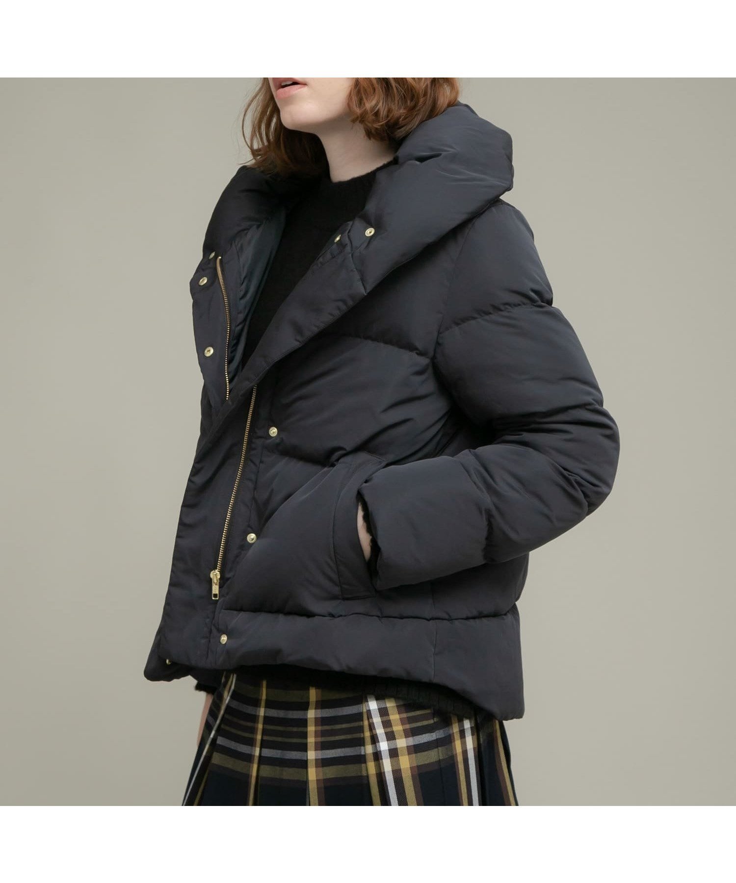【サニーレーベル/Sonny Label / URBAN RESEARCH】の『WEB限定』撥水ショールカラーミディコート インテリア・キッズ・メンズ・レディースファッション・服の通販 founy(ファニー) 　ファッション　Fashion　レディースファッション　Fashion for Women　アウター　Coat / Outerwear Collection　コート・ロングコート・ピーコート　Long Coats, Peacoats & More　インナー　Innerwear　ショール　Shawl, Wrap　ダウン　Down, Puffer　定番　Standard, Basic Item　フェザー　Feather, Feather Detail　マフラー　Scarf, Muffler　冬　Winter / This Winter　A/W・秋冬　Autumn/Winter　おすすめ　Recommended / Our Picks　2025年　2025　2025-2026秋冬・A/W　Autumn/Winter 2025–26 AW25–26　ブラック|ID: prp329100004743155 ipo3291000000034275414
