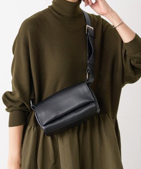 【ビアズリー/BEARDSLEY】のミニレザーボディバッグ 人気、トレンドファッション・服の通販 founy(ファニー) ファッション Fashion レディースファッション Fashion for Women バッグ Bags アクセサリー Fashion Accessories コンパクト Compact, Small Size ショルダー Shoulder, Shoulder Strap シルバー Silver, Metallic Silver スカーフ Scarf, Neckwear チャーム Charm, Pendant ドット Polka Dot, Dot Pattern 定番 Standard, Basic Item 人気 Popular, Best Seller フラップ Flap, Flap Pocket ポケット Pocket, Pocket Detail マグネット Magnet, Magnetic Closure おすすめ Recommended / Our Picks エレガント 上品 Elegant |ID:prp329100004743162