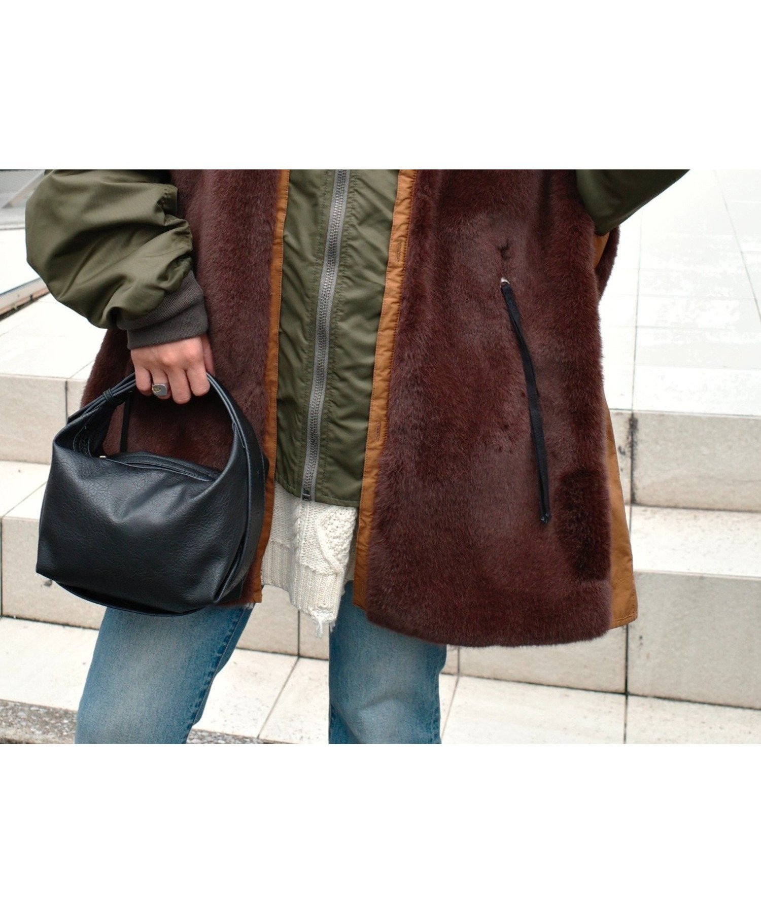 【チャオパニックティピー/CIAOPANIC TYPY】の【etsinta/エシンタ】ファー切替ジャケット 人気、トレンドファッション・服の通販 founy(ファニー) 　ファッション　Fashion　レディースファッション　Fashion for Women　アウター　Coat / Outerwear Collection　レディースジャケット・軽アウター　Jackets　今季　This Season, Current Season　切替　Switching, Contrast Panel　ジャケット　Jacket, Outerwear　デニム　Denim, Jeans Material　定番　Standard, Basic Item　人気　Popular, Best Seller　プリント　Print, Printed Pattern　ポケット　Pocket, Pocket Detail　ミドル　Middle Length, Mid Height　A/W・秋冬　Autumn/Winter　おすすめ　Recommended / Our Picks　 other-1|ID: prp329100004743184 ipo3291000000034524986