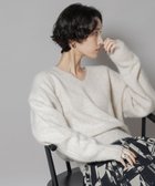 【ナノ ユニバース/nano universe】のウォッシャブルフォックスVネックニットプルオーバー 人気、トレンドファッション・服の通販 founy(ファニー) ファッション Fashion レディースファッション Fashion for Women トップス・カットソー Cut & Sew Tops ニット Knit Tops & Sweaters カジュアルプルオーバー・ニットトップス Pullovers & Knit Tops / Casual Pullovers Vネックトップス V-Neck Tops / V-Cut Neckline Shirts アクセサリー Fashion Accessories ウォッシャブル Machine Washable 洗える Machine Washable 人気 Popular, Best Seller バランス Balance, Style Balance フィット Fit, Slim Fit フェミニン Feminine, Girly フォックス Fox, Fox Fur ボトム Bottoms, Lower Wear エレガント 上品 Elegant 2025年 2025 2025-2026秋冬・A/W Autumn/Winter 2025–26 AW25–26 thumbnail アイボリー7|ID: prp329100004743347 ipo3291000000034277281