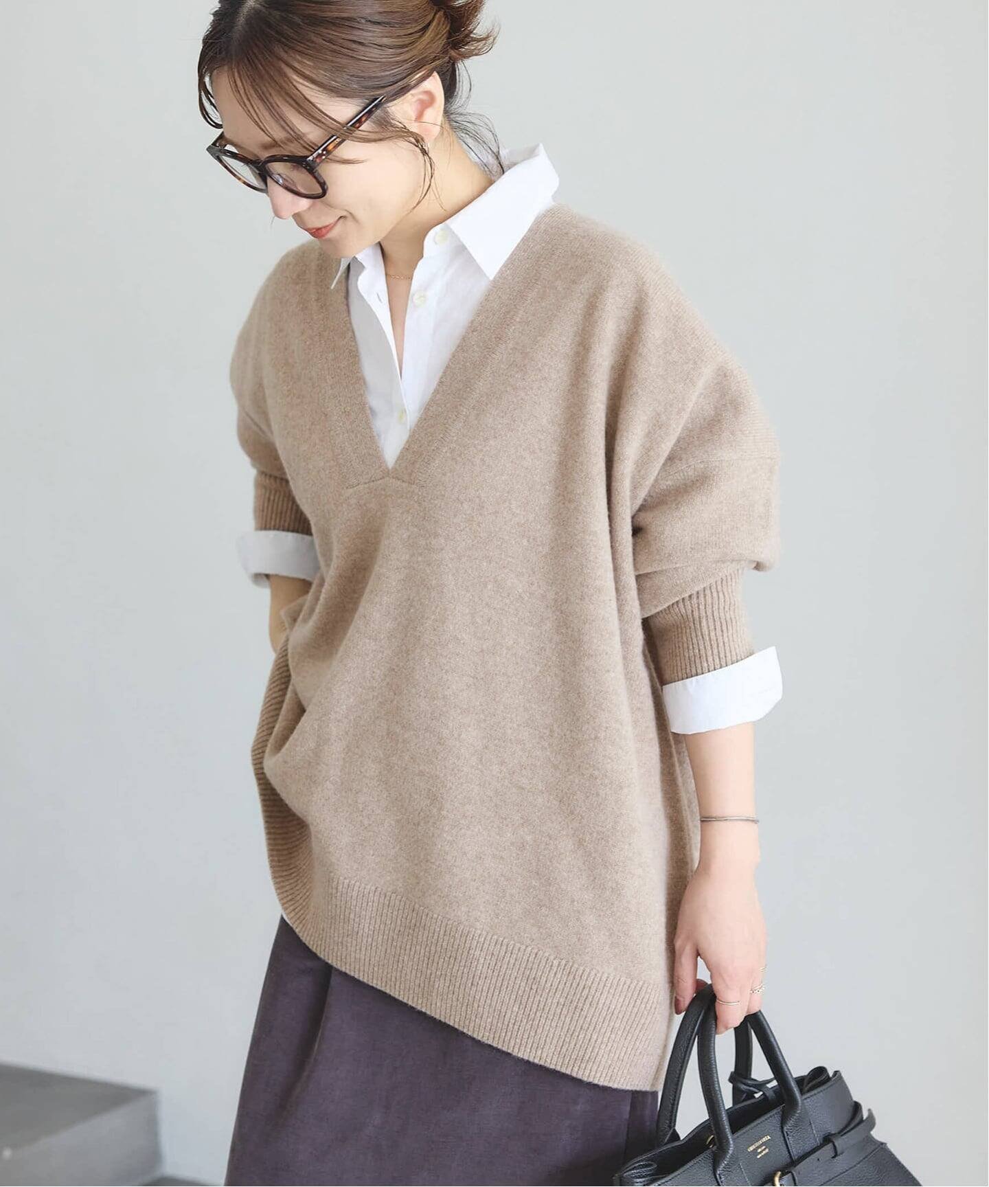 【ジャーナルスタンダード/JOURNAL STANDARD】の【2025FW 新作】MUSIC DEEP V ルーズプルオーバー インテリア・キッズ・メンズ・レディースファッション・服の通販 founy(ファニー) 　ファッション　Fashion　レディースファッション　Fashion for Women　トップス・カットソー　Cut & Sew Tops　カジュアルプルオーバー・ニットトップス　Pullovers & Knit Tops / Casual Pullovers　ジャケット　Jacket, Outerwear　ポンチョ　Poncho, Cape Style　定番　Standard, Basic Item　ベージュ|ID: prp329100004743417 ipo3291000000034278118