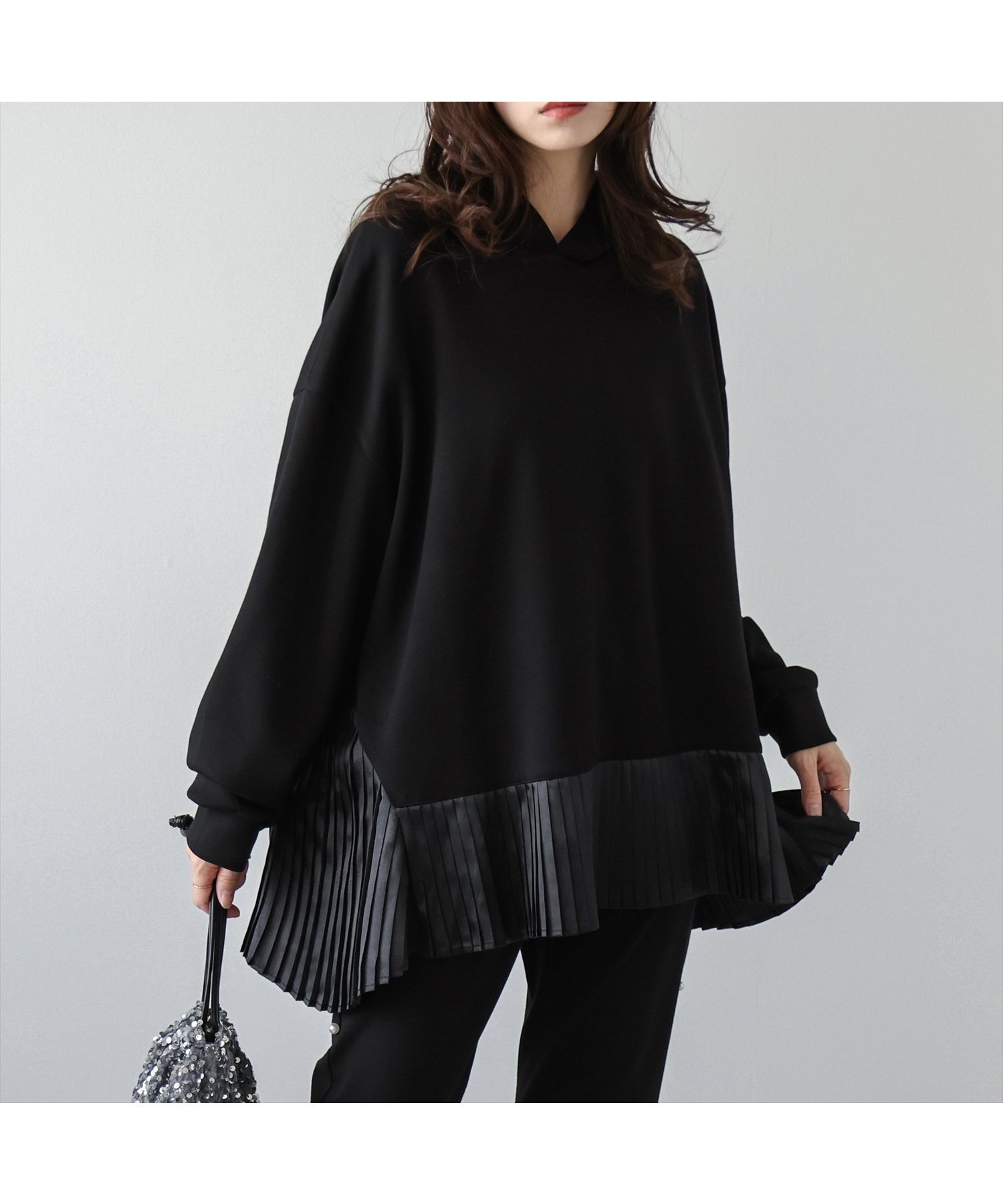 【ラジュール/Lajour】のプリーツヘムパーカー インテリア・キッズ・メンズ・レディースファッション・服の通販 founy(ファニー) 　ファッション　Fashion　レディースファッション　Fashion for Women　トップス・カットソー　Cut & Sew Tops　レディースパーカー・カジュアルフーディー　Casual Hoodies & Sweatshirts　とろみ　Fluid, Flowy Fabric　なめらか　Smooth, Silky Texture　バランス　Balance, Style Balance　パーカー　Hoodie, Parka　プリーツ　Pleats, Pleated　エレガント 上品　Elegant　ブラック|ID: prp329100004743443 ipo3291000000034419085