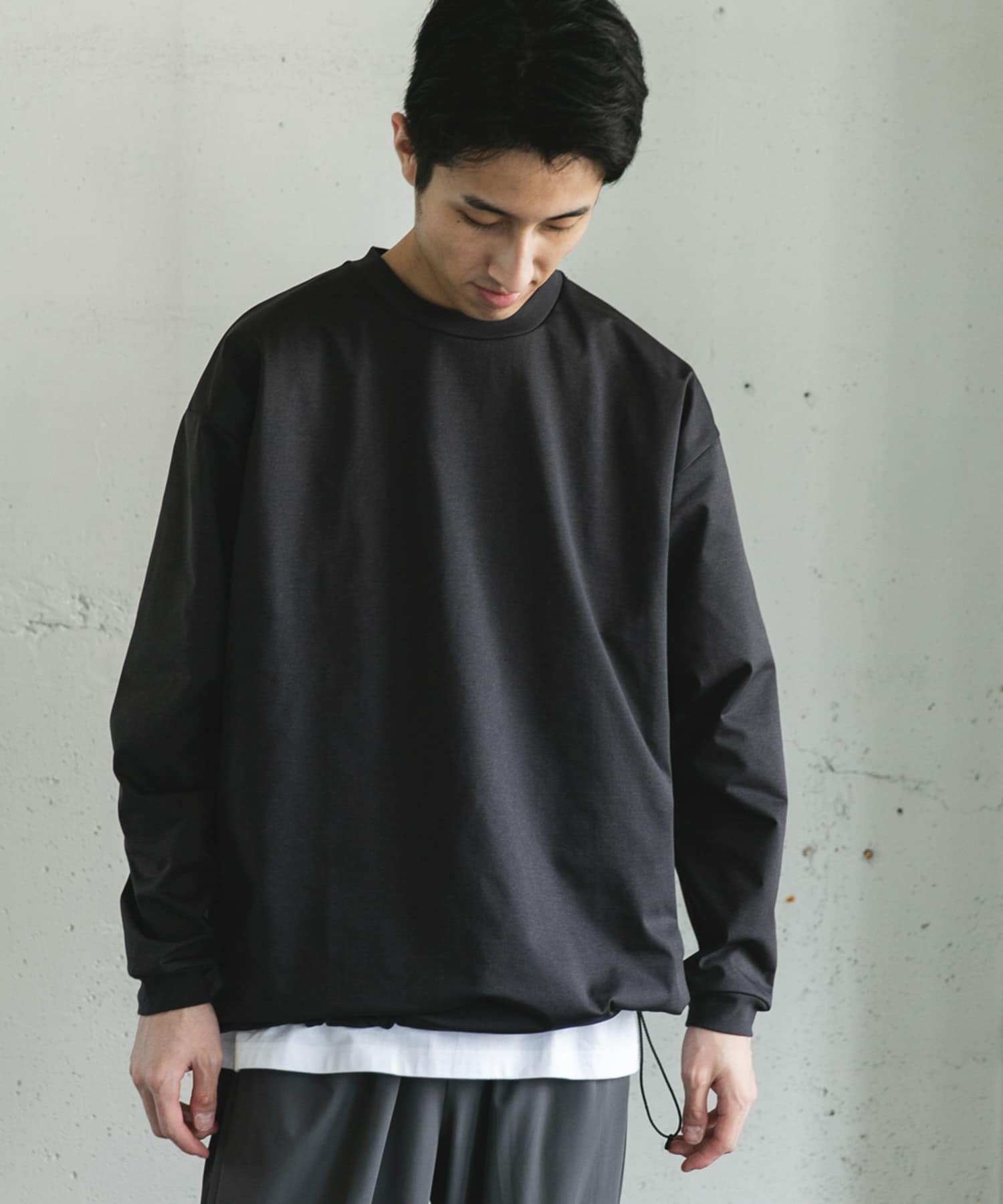 【アーバンリサーチ ドアーズ/URBAN RESEARCH DOORS / MEN】のURD Drawstring Long-Sleeve T-shirts インテリア・キッズ・メンズ・レディースファッション・服の通販 founy(ファニー) 　ファッション　Fashion　メンズファッション　Fashion for Men　2025年　2025　2025-2026秋冬・A/W　Autumn/Winter 2025–26 AW25–26　冬　Winter / This Winter　スリーブ　Sleeve, Long Sleeve / Short Sleeve　トレンド　Trend, Trending Now　ドローコード　Drawcord, Drawstring Cord　ロング　Long, Long-Length　人気　Popular, Best Seller　A/W・秋冬　Autumn/Winter　CHARCOAL|ID: prp329100004743487 ipo3291000000034278812