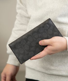 【コーチ/COACH / MEN】の【公式】ブレスト ポケット ウォレット シグネチャー キャンバス 人気、トレンドファッション・服の通販 founy(ファニー) ファッション Fashion メンズファッション Fashion for Men ウォレット Wallet キャンバス Canvas, Canvas Fabric コイン Coin, Coin Design スリム Slim, Slim Fit ポケット Pocket, Pocket Detail |ID:prp329100004743524
