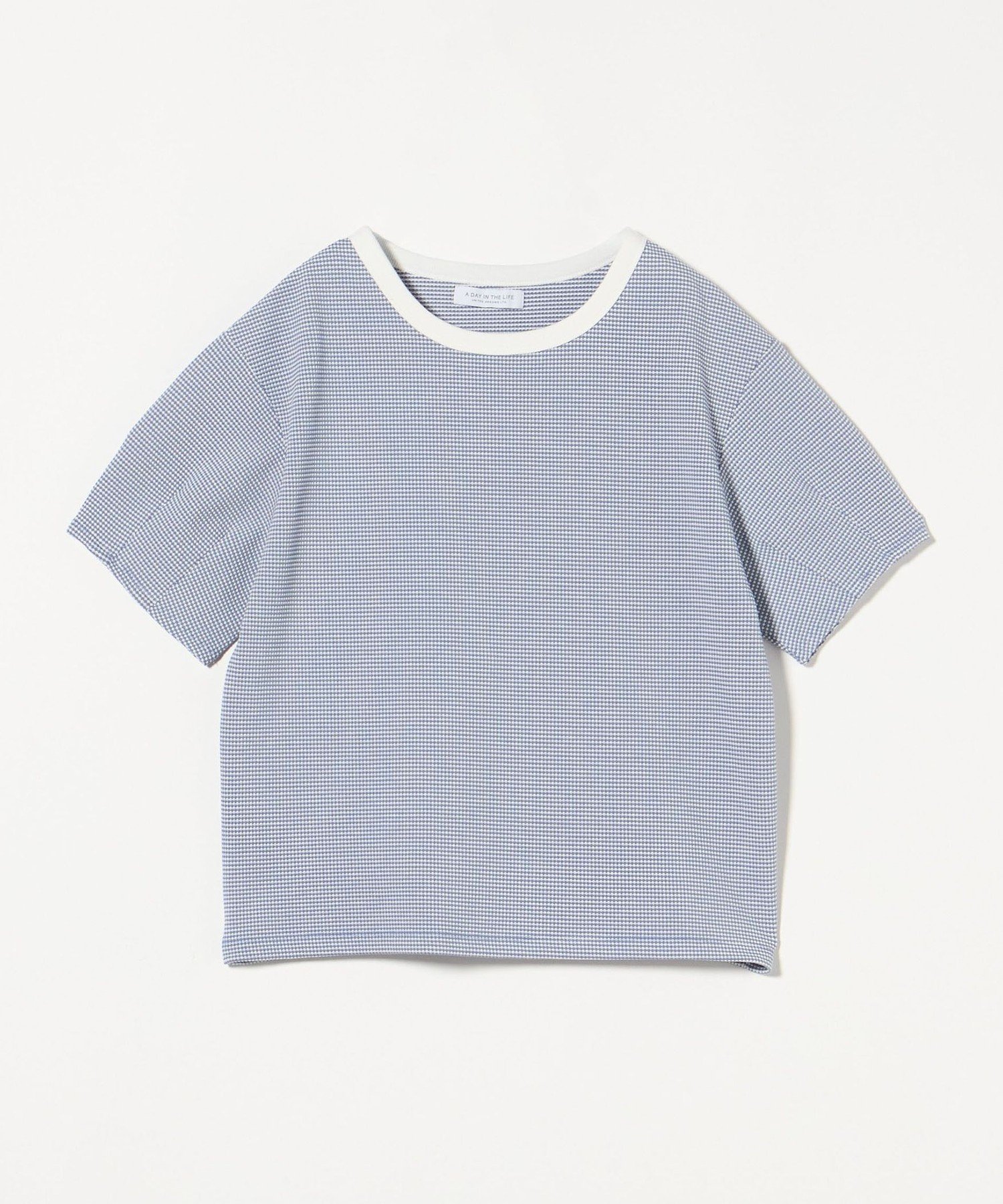【ユナイテッドアローズ/UNITED ARROWS】のワッフルボーダー タックスリーブTシャツ A DAY IN THE LIFE インテリア・キッズ・メンズ・レディースファッション・服の通販 founy(ファニー) 　ファッション　Fashion　レディースファッション　Fashion for Women　トップス・カットソー　Cut & Sew Tops　シャツ・ブラウス・オフィスカジュアル　Elegant Blouses & Button-Ups　ロングTシャツ・Tシャツ　Longline T-Shirts & Tees　インナー　Innerwear　キャミワンピース　Cami Dress, Slip Dress　シンプル　Simple, Minimal　スリーブ　Sleeve, Long Sleeve / Short Sleeve　デニム　Denim, Jeans Material　フレア　Flare, Flared　ボーダー　Border, Stripe　無地　Plain, Solid Color　ワッフル　Waffle, Waffle Knit　アウトレット　Outlet / Clearance　おすすめ　Recommended / Our Picks　LT.BLUE|ID: prp329100004743958 ipo3291000000034283985