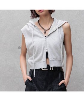 【ページボーイ/PAGEBOY】のノースリショートZIPパーカー 人気、トレンドファッション・服の通販 founy(ファニー) ファッション Fashion レディースファッション Fashion for Women トップス・カットソー Cut & Sew Tops レディースパーカー・カジュアルフーディー Casual Hoodies & Sweatshirts おすすめ Recommended / Our Picks ショート Short, Short Length ジップ Zip, Zipper ハーフ Half, Half-Length パーカー Hoodie, Parka ベスト Vest, Waistcoat 夏 Summer |ID:prp329100004744045