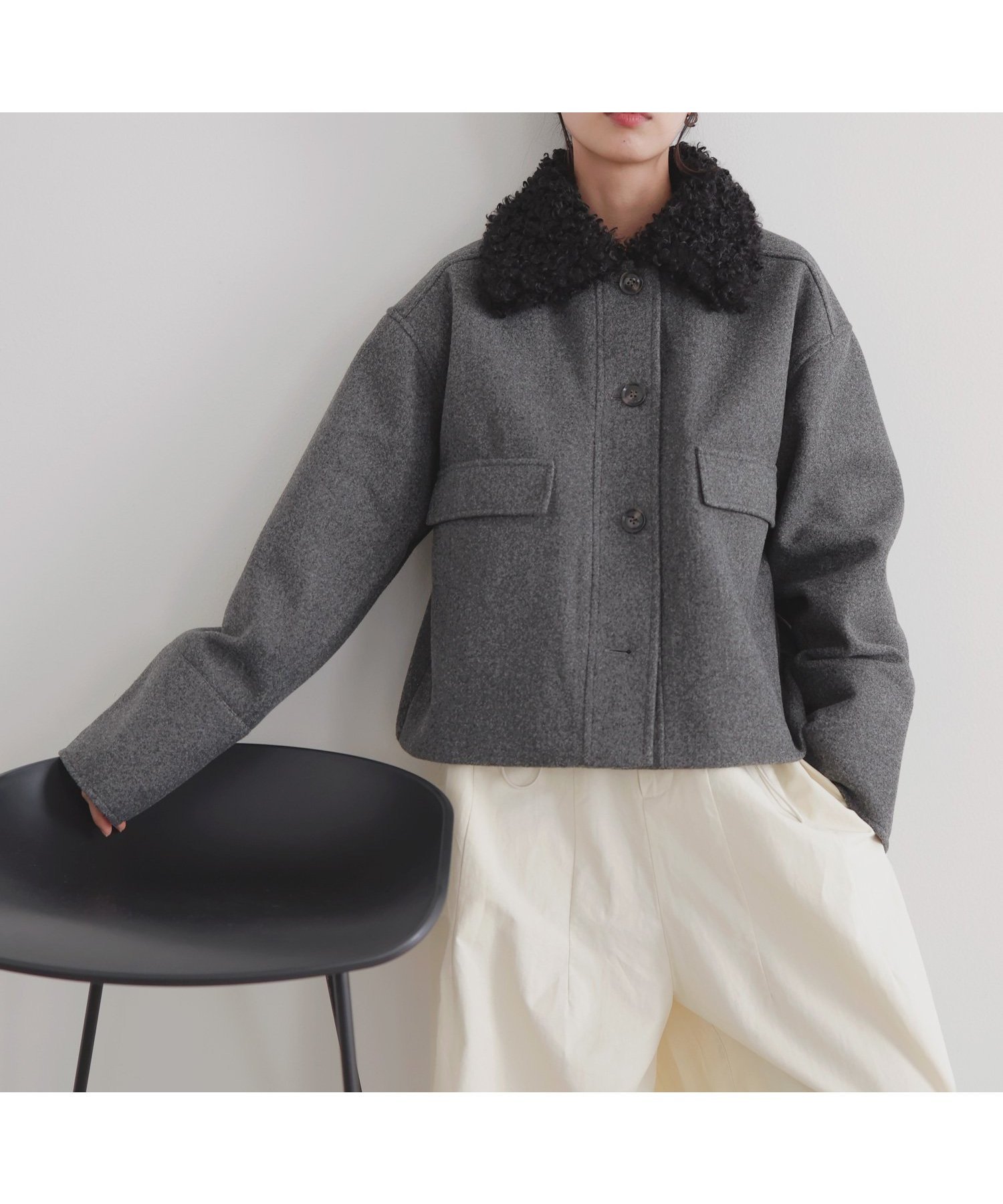 【リアン/Lian】のプードルファーカラーショートブルゾン インテリア・キッズ・メンズ・レディースファッション・服の通販 founy(ファニー) 　ファッション　Fashion　レディースファッション　Fashion for Women　アウター　Coat / Outerwear Collection　ブルゾンジャケット・スポーティアウター　Blouson Jackets　クロップド　Cropped, Short Length　ジャケット　Jacket, Outerwear　チャコールグレー|ID: prp329100004744070 ipo3291000000034286331