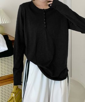 【アイモハ/aimoha】のaimoha -select-/ヘンリーネック長袖Tシャツ 人気、トレンドファッション・服の通販 founy(ファニー) ファッション Fashion レディースファッション Fashion for Women トップス・カットソー Cut & Sew Tops シャツ・ブラウス・オフィスカジュアル Elegant Blouses & Button-Ups ロングTシャツ・Tシャツ Longline T-Shirts & Tees おすすめ Recommended / Our Picks インナー Innerwear カーディガン Cardigan, Knitwear クラシック Classic, Timeless Style シンプル Simple, Minimal ジャケット Jacket, Outerwear デニム Denim, Jeans Material フェミニン Feminine, Girly フロント Front, Front Design リラックス Relax, Relaxed Fit 長袖 Long Sleeve, Full Sleeve |ID:prp329100004744161