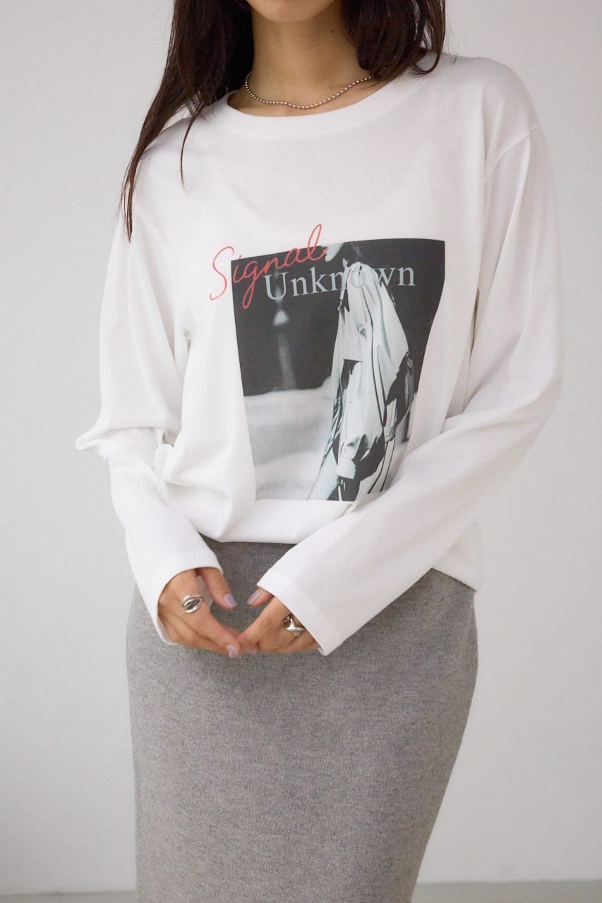 【アズール バイ マウジー/AZUL by moussy】のアソートフォトロングスリーブTシャツ インテリア・キッズ・メンズ・レディースファッション・服の通販 founy(ファニー) 　ファッション　Fashion　レディースファッション　Fashion for Women　トップス・カットソー　Cut & Sew Tops　シャツ・ブラウス・オフィスカジュアル　Elegant Blouses & Button-Ups　ロングTシャツ・Tシャツ　Longline T-Shirts & Tees　カットソー　Cut and Sewn Top　カーディガン　Cardigan, Knitwear　ジャケット　Jacket, Outerwear　トレンド　Trend, Trending Now　プリント　Print, Printed Pattern　ルーズ　Loose, Oversized　今季　This Season, Current Season　柄RED5|ID: prp329100004744216 ipo3291000000034288695