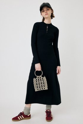 【マウジー/moussy】のFLARE HEM KNIT ドレス 人気、トレンドファッション・服の通販 founy(ファニー) ファッション Fashion レディースファッション Fashion for Women トップス・カットソー Cut & Sew Tops ニット Knit Tops & Sweaters ワンピース Dresses フォーマル・パーティードレス・結婚式用ドレス Elegant & Casual Dresses アシンメトリー Asymmetrical Style クラシカル Classical, Vintage-Inspired サテン Satin, Glossy Fabric ドレス Dress, One-Piece |ID:prp329100004744271