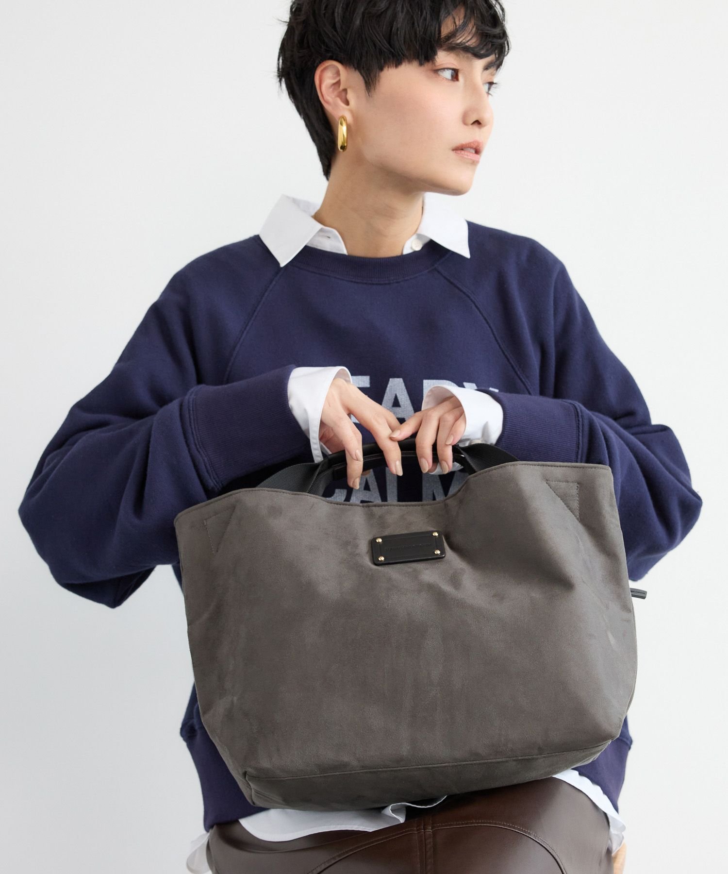 【バンヤードストーム/BARNYARDSTORM】のキレイめ起毛ハンドルトート【WEB限定カラー】 インテリア・キッズ・メンズ・レディースファッション・服の通販 founy(ファニー) ファッション Fashion レディースファッション Fashion for Women バッグ Bags ショルダー Shoulder, Shoulder Strap シンプル Simple, Minimal バランス Balance, Style Balance フォルム Silhouette, Form 人気 Popular, Best Seller 冬 Winter / This Winter ビジネス 仕事 通勤 Business / Work / Commuting チャコール18|ID: prp329100004744343 ipo3291000000034521321