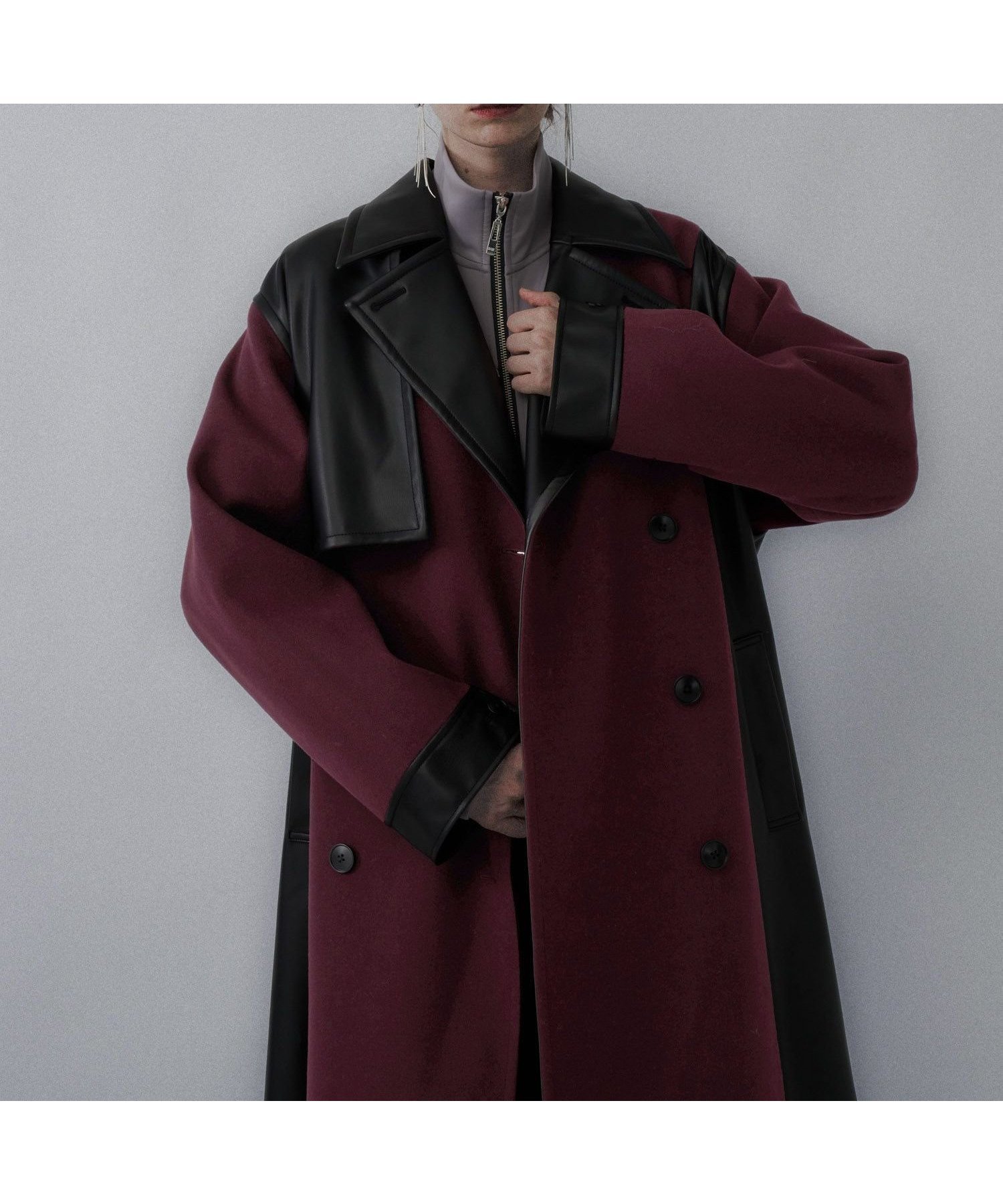 【ハレ/HARE】のウーリーテックフェイクレザーキリカエトレンチコート インテリア・キッズ・メンズ・レディースファッション・服の通販 founy(ファニー) 　ファッション　Fashion　レディースファッション　Fashion for Women　アウター　Coat / Outerwear Collection　コート・ロングコート・ピーコート　Long Coats, Peacoats & More　トレンチコート / 春秋の定番アウター　Trench Coats　おすすめ　Recommended / Our Picks　ウェーブ　Wavy Pattern　シルバー　Silver, Metallic Silver　スタンド　Stand Collar, Upright Stand　ストレート　Straight, Straight Cut　フェイクレザー　Faux Leather, PU Leather　ボトム　Bottoms, Lower Wear　リラックス　Relax, Relaxed Fit　ボルドー38|ID: prp329100004744345 ipo3291000000034290907
