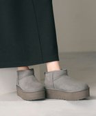 【ビューティ&ユース ユナイテッドアローズ/BEAUTY&YOUTH / UNITED ARROWS】のUGG クラシック ウルトラミニプラットフォーム ブーツ 人気、トレンドファッション・服の通販 founy(ファニー) ファッション Fashion レディースファッション Fashion for Women アシンメトリー Asymmetrical Style 厚底 Platform Shoes くるぶし Ankle-Length カリフォルニア California, Cali Style クラシック Classic, Timeless Style シューズ Shoes, Footwear トレンド Trend, Trending Now 人気 Popular, Best Seller フォルム Silhouette, Form ライニング Inner Lining, Inner Fabric, Lined おすすめ Recommended / Our Picks thumbnail MD.GRAY|ID: prp329100004744399 ipo3291000000034911997