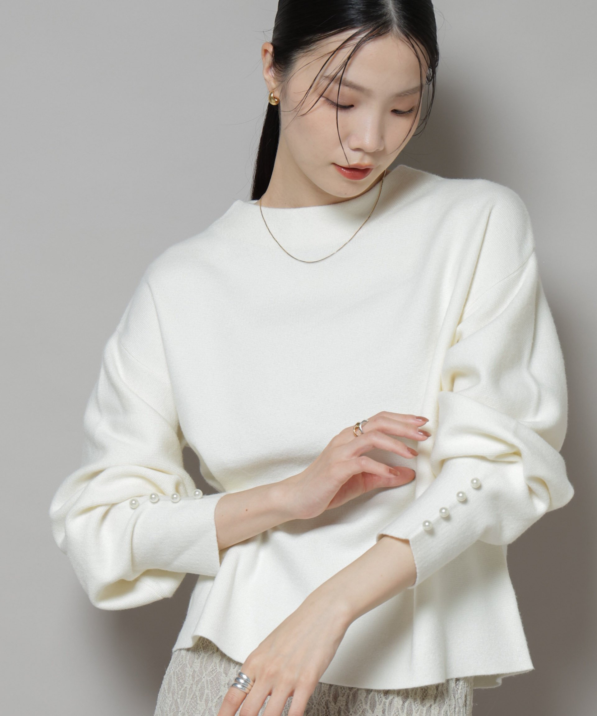 【ナノ ユニバース/nano universe】のミラノリブパールニットプルオーバー インテリア・キッズ・メンズ・レディースファッション・服の通販 founy(ファニー) 　ファッション　Fashion　レディースファッション　Fashion for Women　トップス・カットソー　Cut & Sew Tops　ニット　Knit Tops & Sweaters　カジュアルプルオーバー・ニットトップス　Pullovers & Knit Tops / Casual Pullovers　スリーブ　Sleeve, Long Sleeve / Short Sleeve　ハイネック　High Neck, Mock Neck　パール　Pearl, Pearl Accent　フォーマル　Formal, Dressy　ミラノリブ　Milano Rib, Milano Stitch　アウトレット　Outlet / Clearance　おすすめ　Recommended / Our Picks　エレガント 上品　Elegant　2025年　2025　2025-2026秋冬・A/W　Autumn/Winter 2025–26 AW25–26　オフホワイト1|ID: prp329100004744552 ipo3291000000034293679