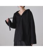 【アダム エ ロペ/ADAM ET ROPE'】のスキッパーフーディシャツ 人気、トレンドファッション・服の通販 founy(ファニー) ファッション Fashion レディースファッション Fashion for Women トップス・カットソー Cut & Sew Tops シャツ・ブラウス・オフィスカジュアル Elegant Blouses & Button-Ups インナー Innerwear ジャケット Jacket, Outerwear スキッパー Skipper, Open Collar デコルテ Décolleté, Neckline バランス Balance, Style Balance ベスト Vest, Waistcoat ポケット Pocket, Pocket Detail A/W・秋冬 Autumn/Winter 2026年 2026 thumbnail ブラック(01)|ID: prp329100004744573 ipo3291000000034294104