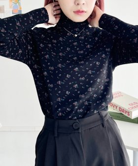 【アウトフィッター ラボ/Outfitter lab】の小花柄ハイネックトップス 人気、トレンドファッション・服の通販 founy(ファニー) ファッション Fashion レディースファッション Fashion for Women トップス・カットソー Cut & Sew Tops 花柄・フラワープリント・モチーフ Floral Prints & Motifs / Flower Pattern Tops インナー Innerwear ウェーブ Wavy Pattern ジャケット Jacket, Outerwear デニム Denim, Jeans Material トレンド Trend, Trending Now 長袖 Long Sleeve, Full Sleeve ハイネック High Neck, Mock Neck フィット Fit, Slim Fit フレア Flare, Flared ベスト Vest, Waistcoat おすすめ Recommended / Our Picks |ID:prp329100004745004