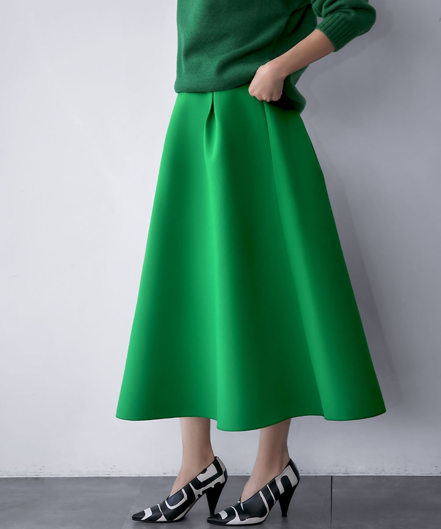 【ガール/GIRL】のボンディング タック フレアスカート インテリア・キッズ・メンズ・レディースファッション・服の通販 founy(ファニー) 　ファッション　Fashion　レディースファッション　Fashion for Women　スカート　Skirts　Aライン・フレアスカート　A-Line & Flared Skirts　コンパクト　Compact, Small Size　フレア　Flare, Flared　ボックス　Boxy, Box Shape　ボンディング　Bonding, Bonded Fabric　再入荷　Restock / Back in Stock　おすすめ　Recommended / Our Picks　エレガント 上品　Elegant　GRN|ID: prp329100004745005 ipo3291000000034577784