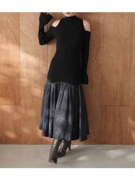 【スナイデル/SNIDEL】のSustainableコールドショルダーニットワンピース インテリア・キッズ・メンズ・レディースファッション・服の通販 founy(ファニー) 　ファッション　Fashion　レディースファッション　Fashion for Women　ワンピース　Dresses　ニットワンピース　Knit Dresses　エレガント 上品　Elegant　オーガンジー　Organza Fabric　ギャザー　Gathered, Ruffled　ショルダー　Shoulder, Shoulder Strap　シンプル　Simple, Minimal　ストレート　Straight, Straight Cut　スマート　Smart, Elegant　スリーブ　Sleeve, Long Sleeve / Short Sleeve　トレンド　Trend, Trending Now　ハイネック　High Neck, Mock Neck　ロング　Long, Long-Length　おすすめ　Recommended / Our Picks　BLK[009]|ID: prp329100004745083 ipo3291000000034300549