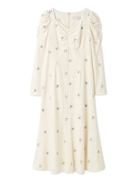 【セルフォード/CELFORD】の花柄刺繍ベロアワンピース 人気、トレンドファッション・服の通販 founy(ファニー) ファッション Fashion レディースファッション Fashion for Women ワンピース Dresses ギャザー Gathered, Ruffled ストレッチ Stretch, Stretchy Fabric スパンコール Sequins, Sequin Embellishment スマート Smart, Elegant ベロア Velour, Soft Velvet ホリデーシーズン Holiday Season |ID:prp329100004745150