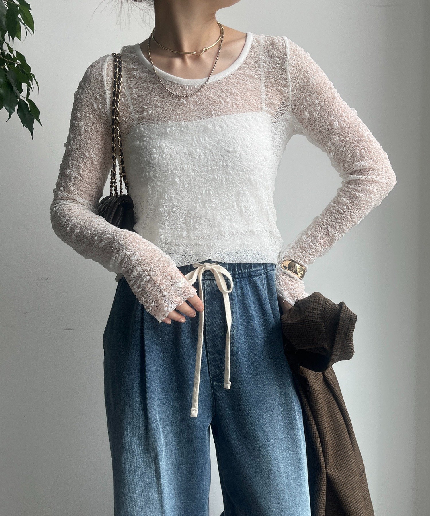 【ドゥドゥ/DouDou】の【再追加決定!】レースロングスリーブトップス 人気、トレンドファッション・服の通販 founy(ファニー) 　ファッション　Fashion　レディースファッション　Fashion for Women　トップス・カットソー　Cut & Sew Tops　インナー　Innerwear　ジャケット　Jacket, Outerwear　スマート　Smart, Elegant　雑誌　Magazine, Fashion Magazine　レース　Lace, Lace Fabric　ロング　Long, Long-Length　A/W・秋冬　Autumn/Winter　冬　Winter / This Winter　再入荷　Restock / Back in Stock　エレガント 上品　Elegant　2025年　2025　2025-2026秋冬・A/W　Autumn/Winter 2025–26 AW25–26　 other-1|ID: prp329100004745161 ipo3291000000035083310