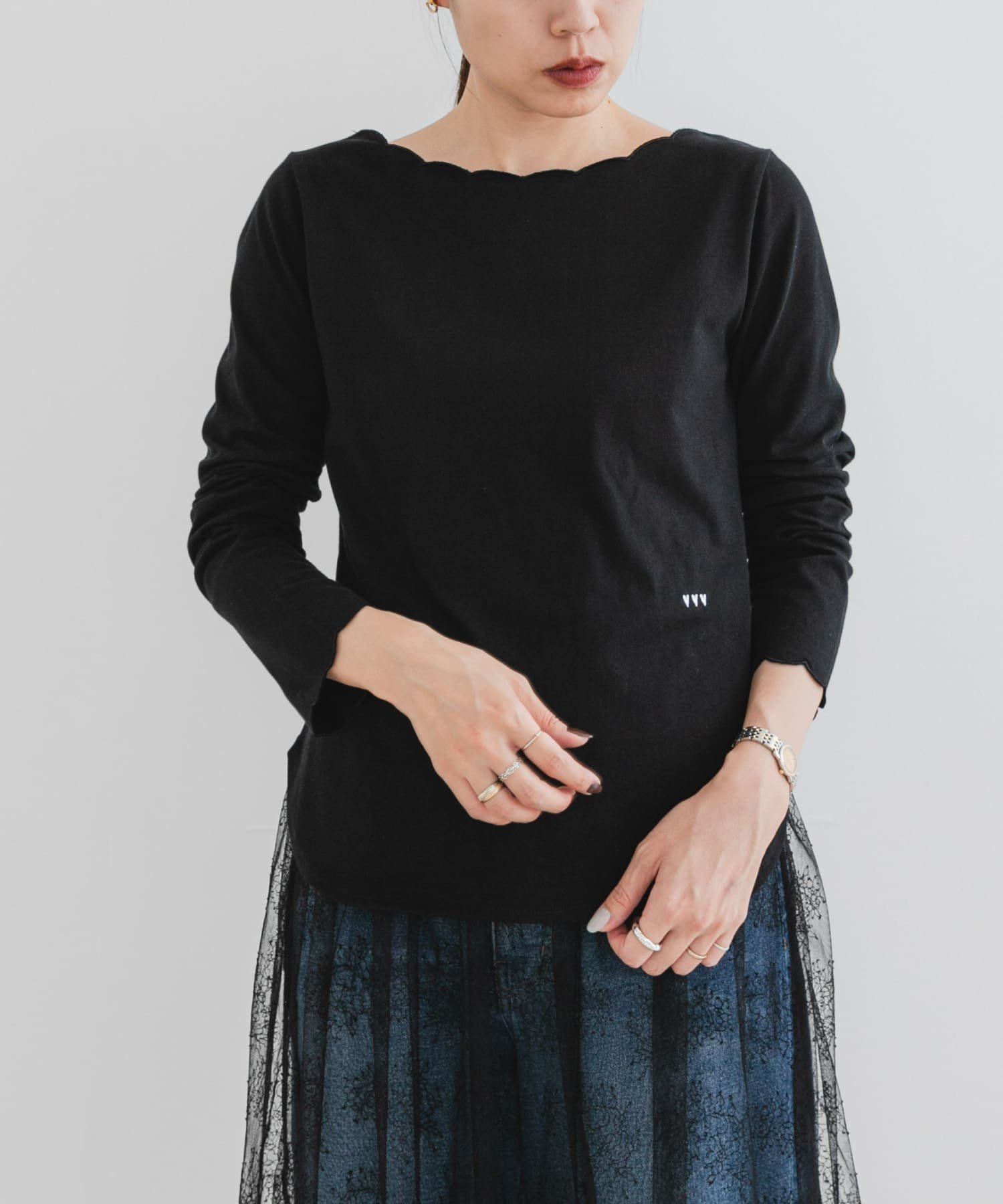 【アーバンリサーチ ロッソ/URBAN RESEARCH ROSSO】のF by ROSSO スカラッププルオーバー インテリア・キッズ・メンズ・レディースファッション・服の通販 founy(ファニー) 　ファッション　Fashion　レディースファッション　Fashion for Women　トップス・カットソー　Cut & Sew Tops　カジュアルプルオーバー・ニットトップス　Pullovers & Knit Tops / Casual Pullovers　インナー　Innerwear　サロペット　Overalls, Salopette　シンプル　Simple, Minimal　スカラップ　Scallop, Scalloped Edge　タイトスカート　Pencil Skirt, Tight Skirt　デコルテ　Décolleté, Neckline　なめらか　Smooth, Silky Texture　A/W・秋冬　Autumn/Winter　冬　Winter / This Winter　おすすめ　Recommended / Our Picks　エレガント 上品　Elegant　2025年　2025　2025-2026秋冬・A/W　Autumn/Winter 2025–26 AW25–26　BLACK|ID: prp329100004745261 ipo3291000000034302770