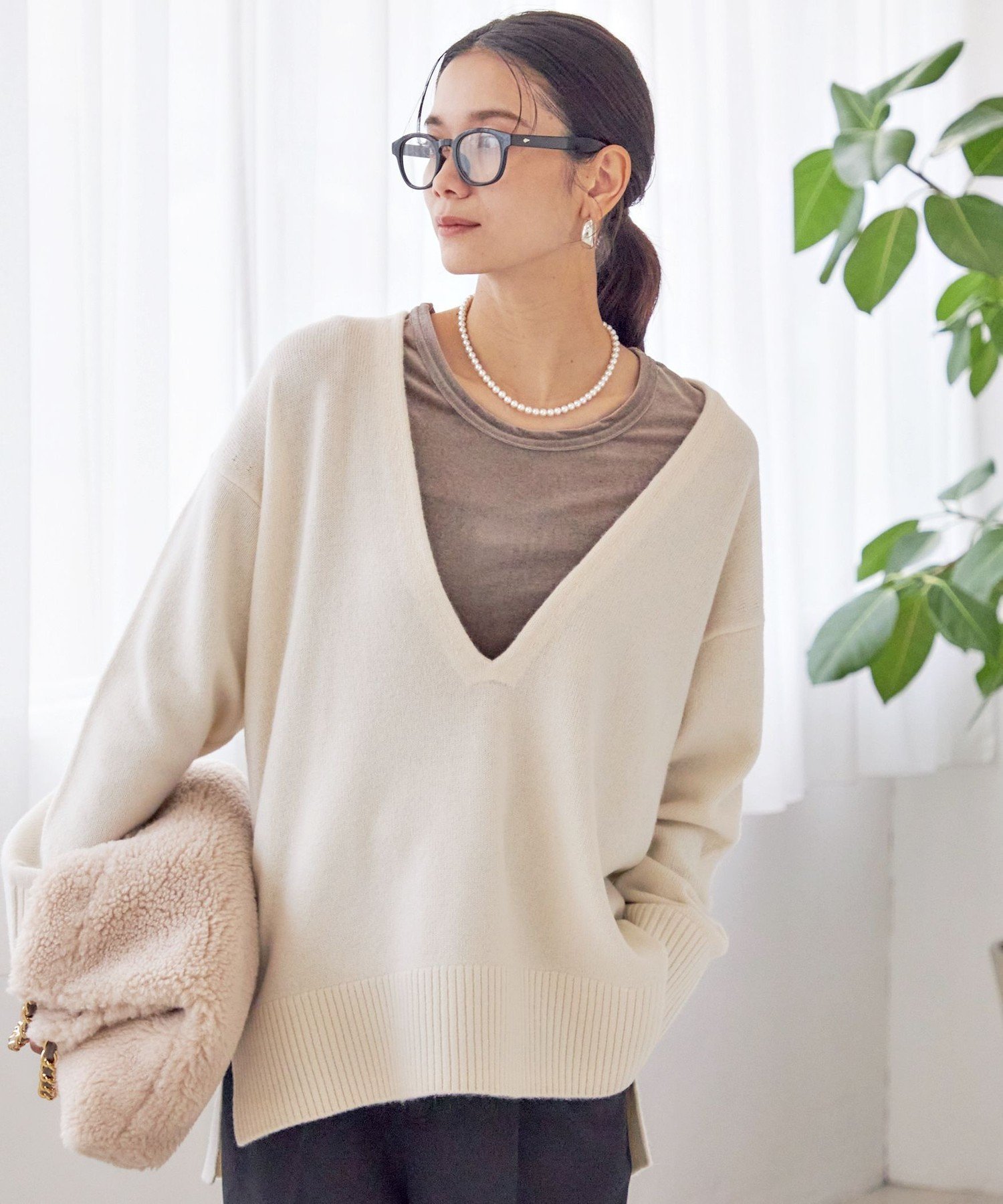 【シップス フォー ウィメン/SHIPS】の手洗い可能 ウール カシミヤ Vネック プルオーバー 人気、トレンドファッション・服の通販 founy(ファニー) ファッション Fashion レディースファッション Fashion for Women トップス・カットソー Cut & Sew Tops カジュアルプルオーバー・ニットトップス Pullovers & Knit Tops / Casual Pullovers Vネックトップス V-Neck Tops / V-Cut Neckline Shirts インナー Innerwear シアー Sheer, See-Through スリット Slit, Slit Detail デコルテ Décolleté, Neckline ポケット Pocket, Pocket Detail ミュール Mule, Backless Shoes おすすめ Recommended / Our Picks エレガント 上品 Elegant 2025年 2025 2025-2026秋冬・A/W Autumn/Winter 2025–26 AW25–26 other-1|ID: prp329100004745287 ipo3291000000035137634