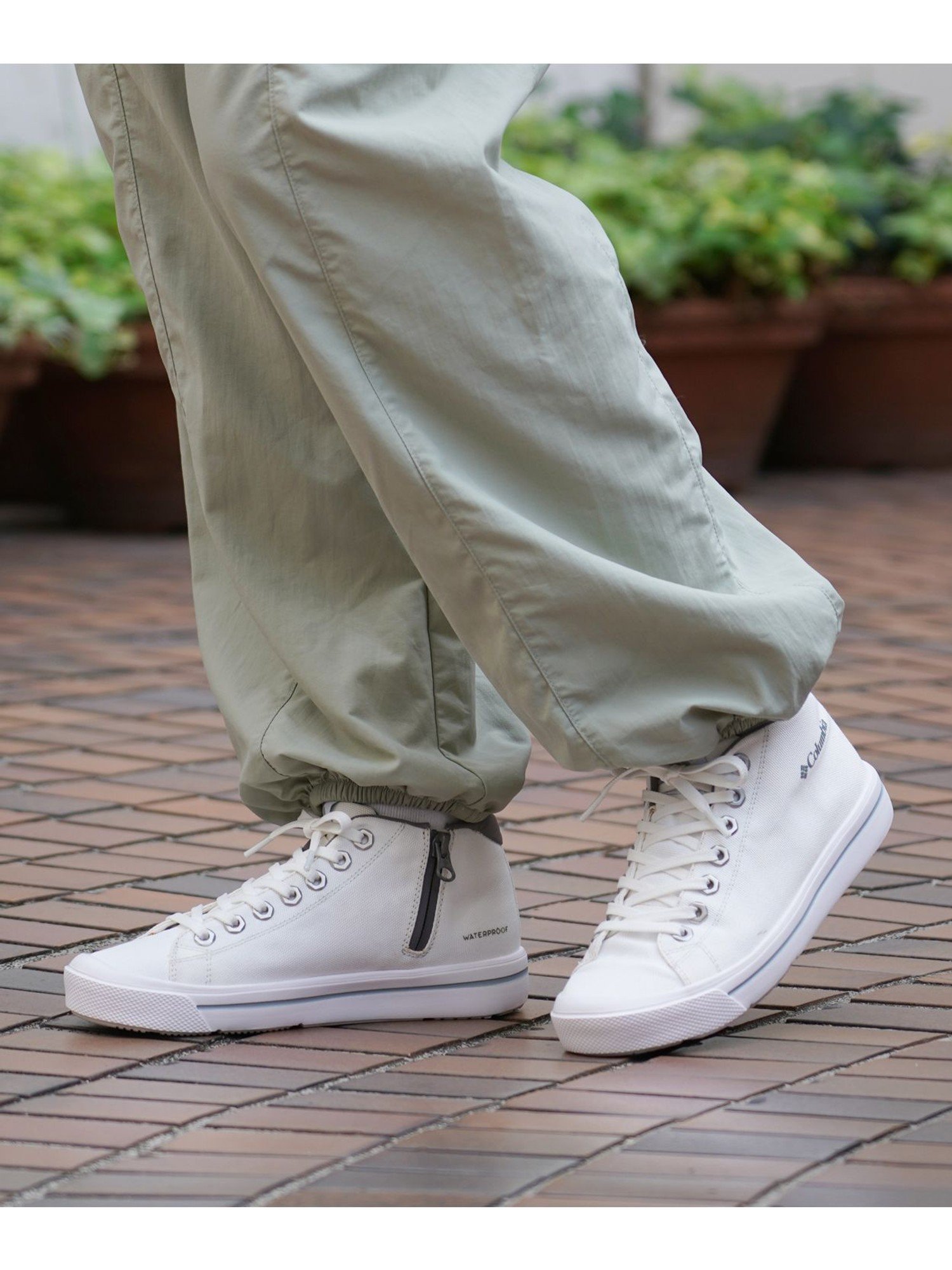 【コロンビア/Columbia】のColumbia/ ホーソンレイン ミッド /コロンビア インテリア・キッズ・メンズ・レディースファッション・服の通販 founy(ファニー) 　ファッション　Fashion　レディースファッション　Fashion for Women　おすすめ　Recommended / Our Picks　インソール　Shoe Insole　ウォーター　Water　キャンバス　Canvas, Canvas Fabric　クッション　Cushion, Throw Pillow　フィット　Fit, Slim Fit　人気　Popular, Best Seller　ホワイト[001001]|ID: prp329100004745428 ipo3291000000034550118