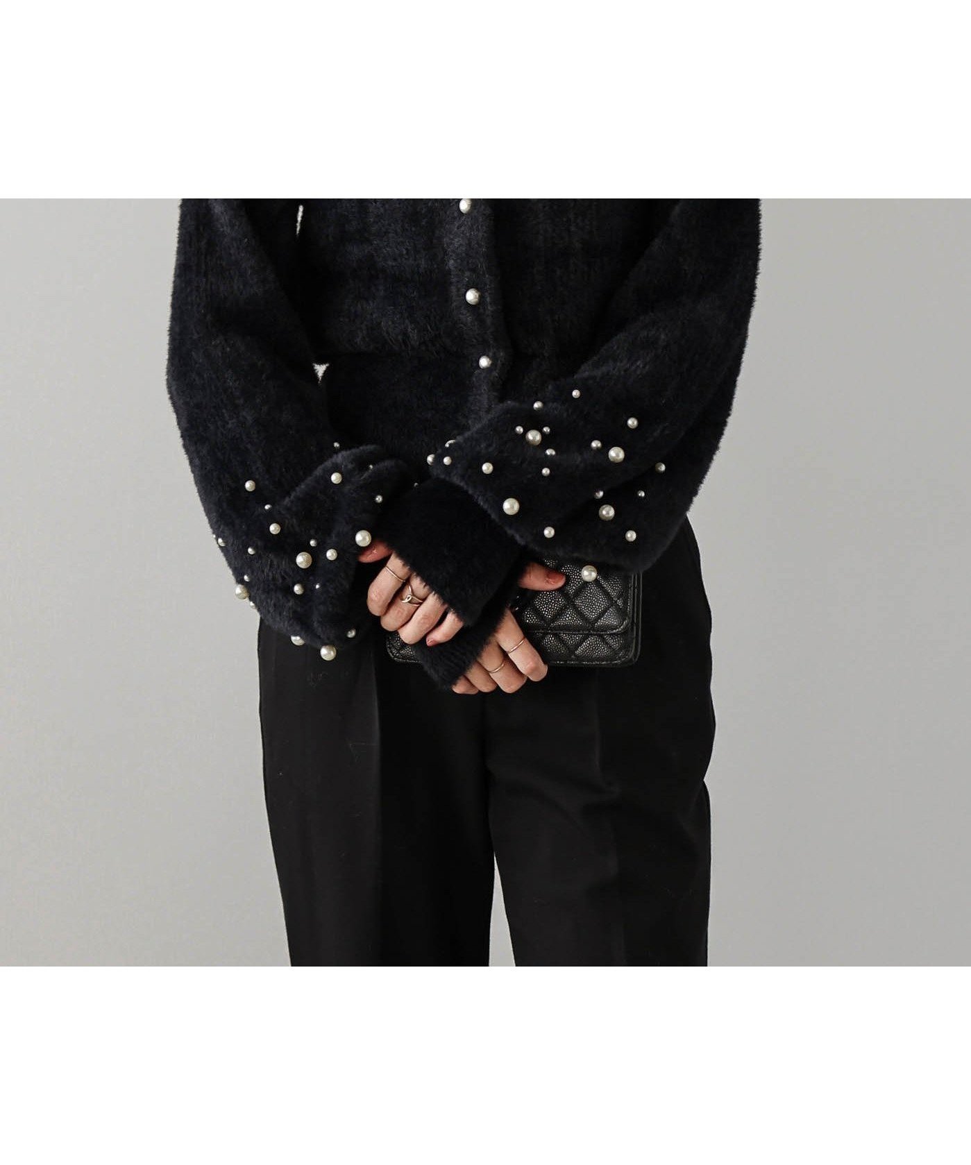 【ラジュール/Lajour】の2wayパール袖ニットカーディガン インテリア・キッズ・メンズ・レディースファッション・服の通販 founy(ファニー)  ファッション Fashion レディースファッション Fashion for Women トップス・カットソー Cut & Sew Tops ニット Knit Tops & Sweaters カーディガン・羽織り Layered Style Cardigans カーディガン Cardigan, Knitwear ショート Short, Short Length スリーブ Sleeve, Long Sleeve / Short Sleeve トレンド Trend, Trending Now パール Pearl, Pearl Accent フェミニン Feminine, Girly エレガント 上品 Elegant ブラック|ID: prp329100004745478 ipo3291000000034306158