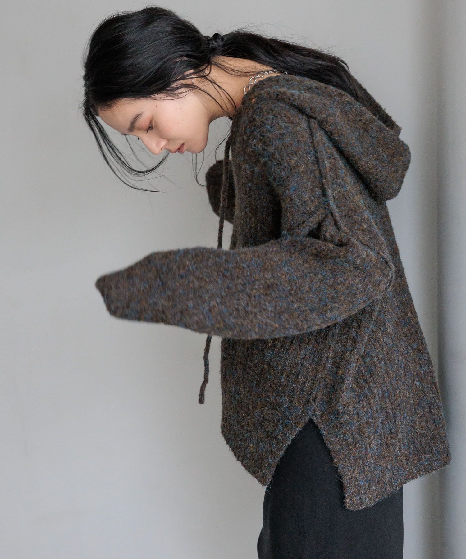 【ローリーズファーム/LOWRYS FARM】のメランジフードニットプルオーバー インテリア・キッズ・メンズ・レディースファッション・服の通販 founy(ファニー) 　ファッション　Fashion　レディースファッション　Fashion for Women　トップス・カットソー　Cut & Sew Tops　ニット　Knit Tops & Sweaters　カジュアルプルオーバー・ニットトップス　Pullovers & Knit Tops / Casual Pullovers　おすすめ　Recommended / Our Picks　トレンド　Trend, Trending Now　ボトム　Bottoms, Lower Wear　リラックス　Relax, Relaxed Fit　チャコールグレー|ID: prp329100004745826 ipo3291000000034522389