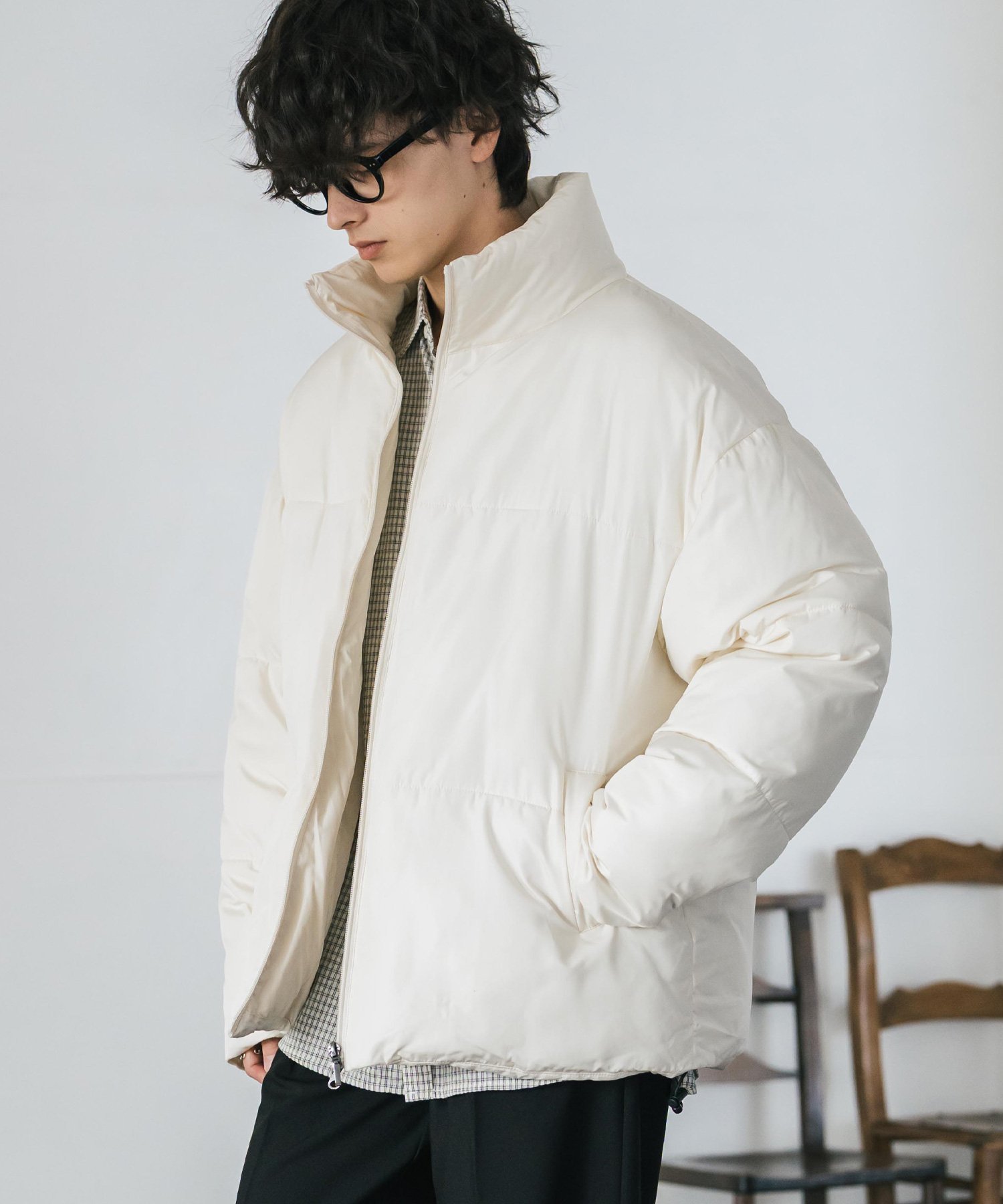 【ロッキーモンロー/Rocky Monroe】の新色追加 オーバーサイズリアルダウン機能性ファイバーダウンハイブリッドジャケット インテリア・キッズ・メンズ・レディースファッション・服の通販 founy(ファニー) ファッション Fashion レディースファッション Fashion for Women アウター Coat / Outerwear Collection レディースジャケット・軽アウター Jackets アウトドア Outdoor Clothing コーデュロイ Corduroy, Cord Fabric 軽量 Lightweight, Ultra Light ショート Short, Short Length シンプル Simple, Minimal ジップ Zip, Zipper スタンド Stand Collar, Upright Stand ダウン Down, Puffer トレーナー Sweatshirt, Trainer ドローコード Drawcord, Drawstring Cord バランス Balance, Style Balance ビッグ Big, Oversized フィット Fit, Slim Fit フェザー Feather, Feather Detail 防寒 Cold Protection, Winter-Ready ワイド Wide, Wide Fit 再入荷 Restock / Back in Stock おすすめ Recommended / Our Picks エレガント 上品 Elegant 2025年 2025 2025-2026秋冬・A/W Autumn/Winter 2025–26 AW25–26 オフ|ID: prp329100004745836 ipo3291000000034840066