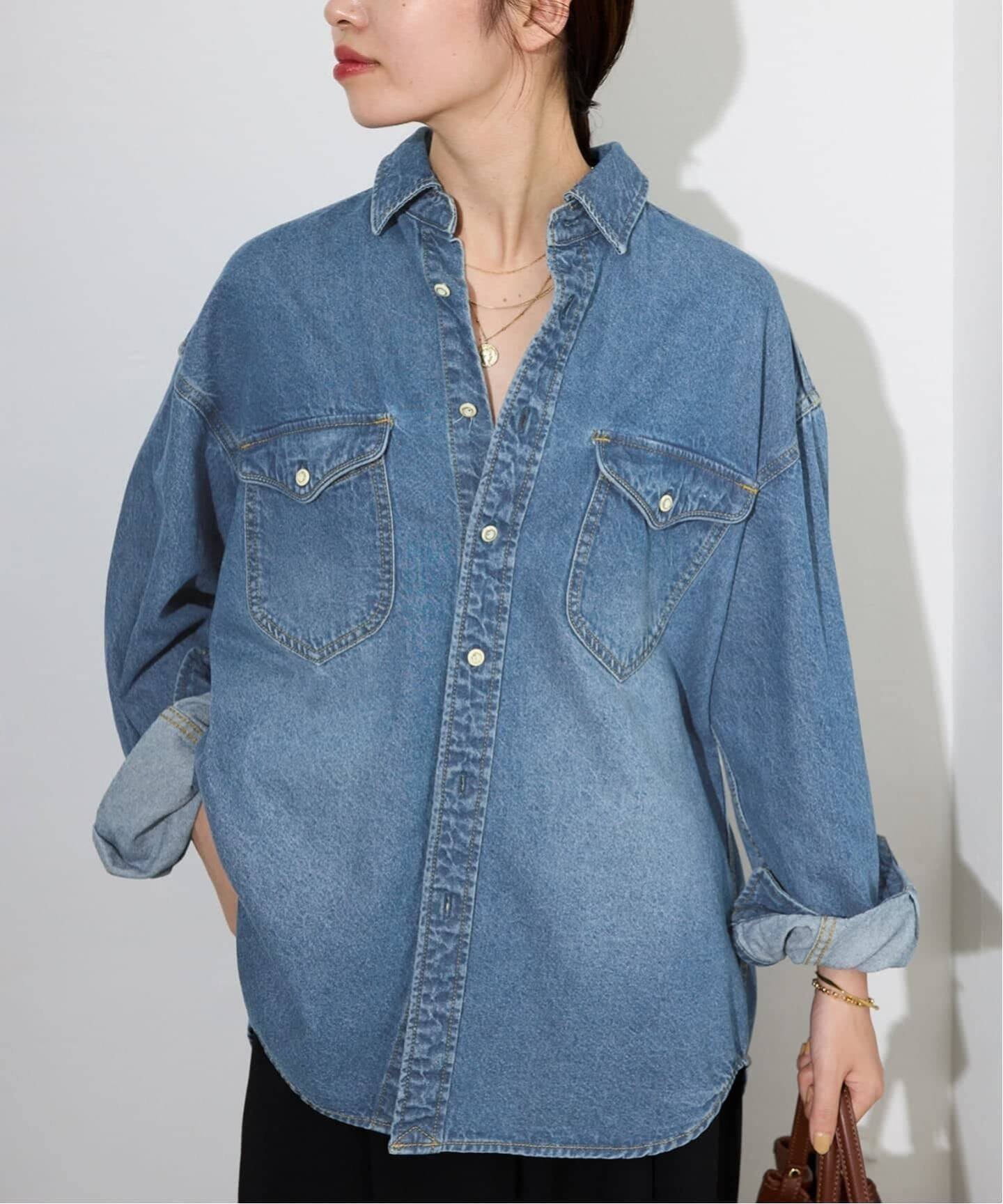 【スローブ イエナ/SLOBE IENA】の《WEB限定/追加3》LE DENIM BDUデニムシャツ 人気、トレンドファッション・服の通販 founy(ファニー) 　ファッション　Fashion　レディースファッション　Fashion for Women　トップス・カットソー　Cut & Sew Tops　シャツ・ブラウス・オフィスカジュアル　Elegant Blouses & Button-Ups　2025年　2025　2025-2026秋冬・A/W　Autumn/Winter 2025–26 AW25–26　おすすめ　Recommended / Our Picks　スラックス　Slacks, Dress Pants　デニム　Denim, Jeans Material　パイピング　Piping, Trim Design　ポケット　Pocket, Pocket Detail　ミリタリー　Military, Army Style　ヨーク　Yoke, Yoke Design　ルーズ　Loose, Oversized　羽織　Haori, Light Jacket　 other-1|ID: prp329100004745853 ipo3291000000036071884