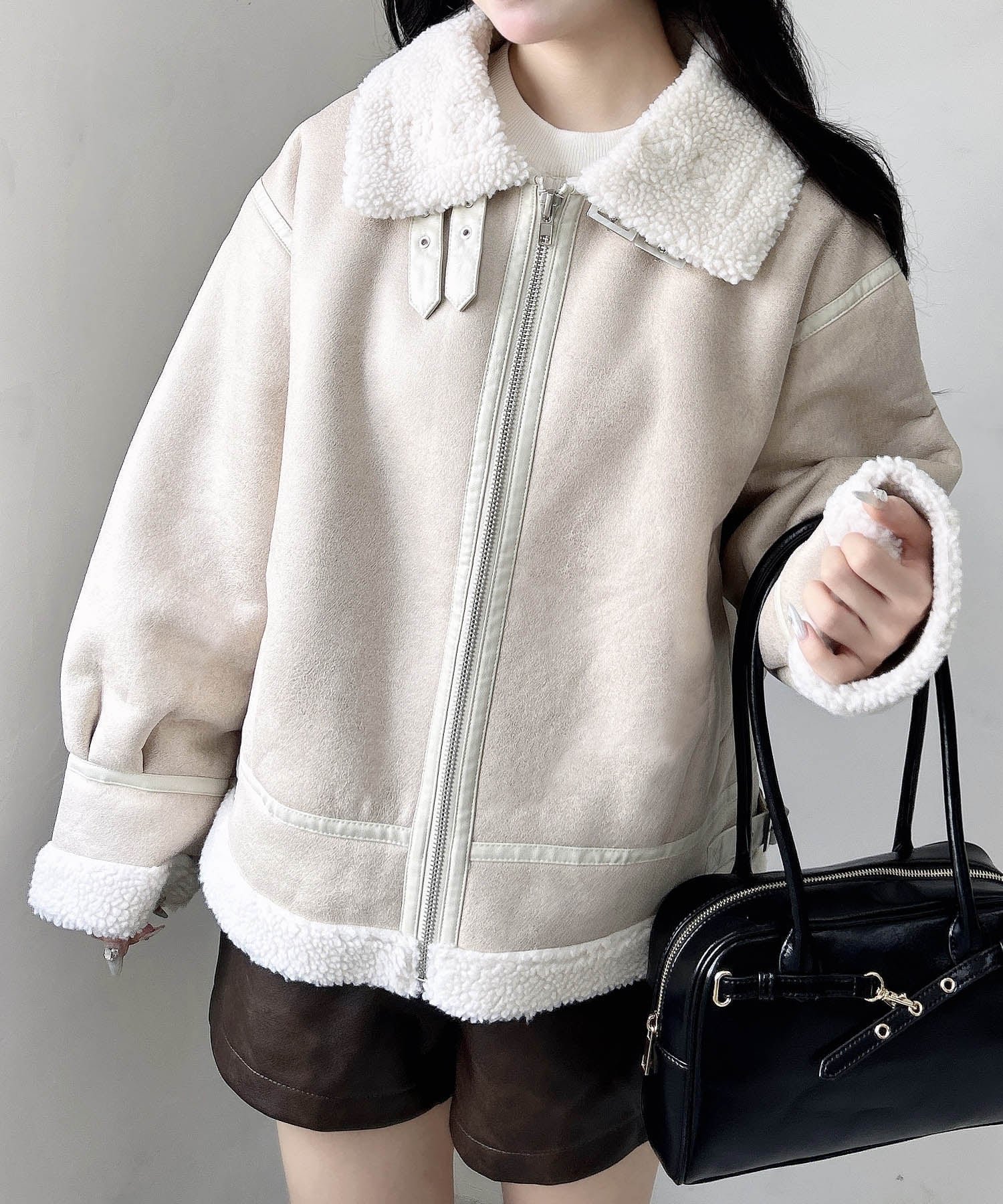 【イング/INGNI】のボアムートンB-3 インテリア・キッズ・メンズ・レディースファッション・服の通販 founy(ファニー) ファッション Fashion レディースファッション Fashion for Women ジャケット Jacket, Outerwear スタンド Stand Collar, Upright Stand スマホ Smartphone, Mobile Device デニム Denim, Jeans Material なめらか Smooth, Silky Texture パイピング Piping, Trim Design ビッグ Big, Oversized フェイクムートン Faux Shearling, Faux Mouton ブルゾン Blouson, Bomber Jacket ポケット Pocket, Pocket Detail 防寒 Cold Protection, Winter-Ready ムートン Shearling, Mouton おすすめ Recommended / Our Picks エレガント 上品 Elegant アイボリー/アイボリー|ID: prp329100004745904 ipo3291000000034538086