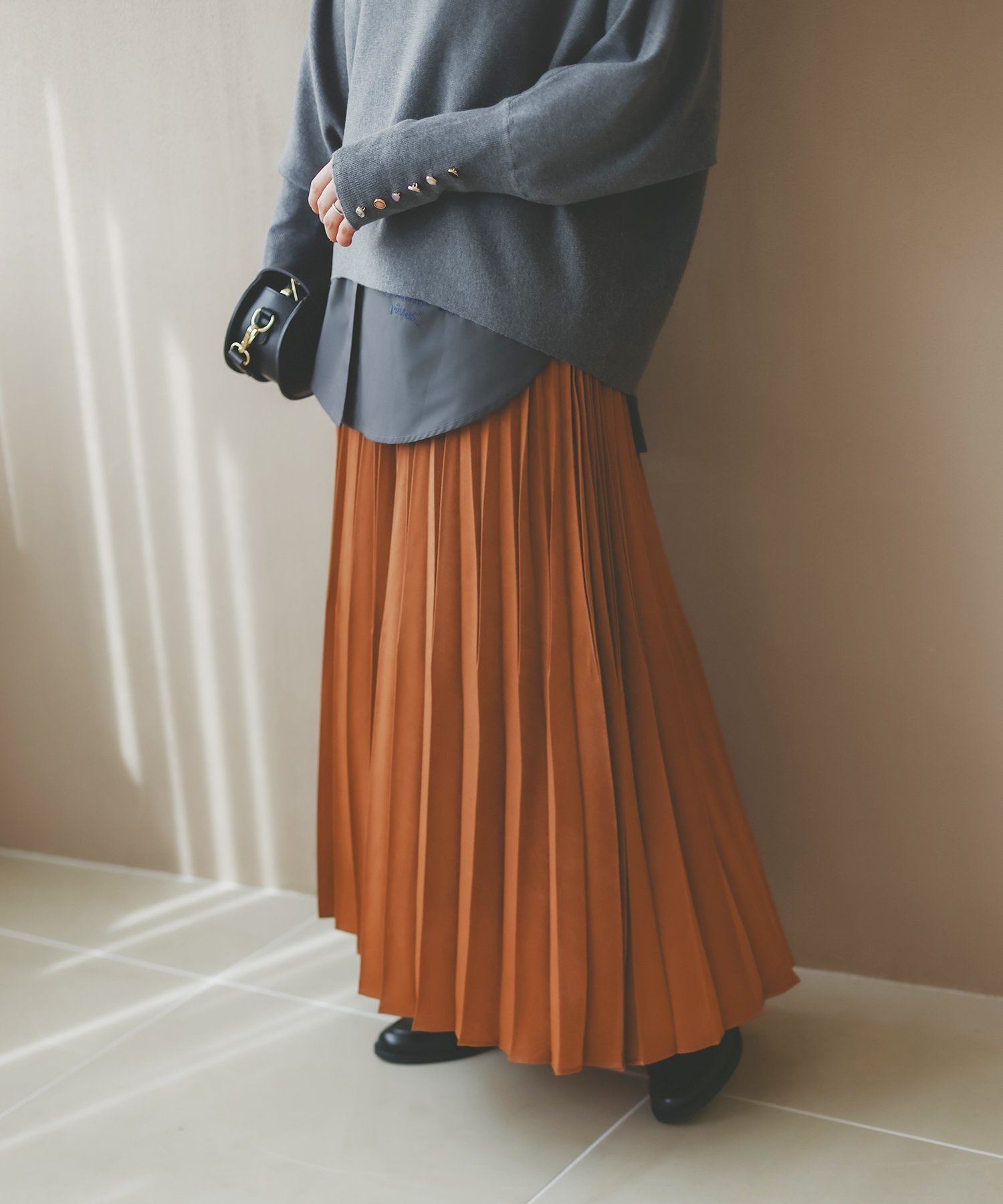 【ルクールブラン/le.coeur blanc】のマロンサテン変形プリーツスカート インテリア・キッズ・メンズ・レディースファッション・服の通販 founy(ファニー) 　ファッション　Fashion　レディースファッション　Fashion for Women　スカート　Skirts　プリーツスカート / 上品フェミニンスタイル　Pleated Skirts　おすすめ　Recommended / Our Picks　サテン　Satin, Glossy Fabric　ジャケット　Jacket, Outerwear　スウェット / スエット　Sweatshirt, Sweatwear　ダウン　Down, Puffer　プリーツ　Pleats, Pleated　キャメル|ID: prp329100004746103 ipo3291000000034312289